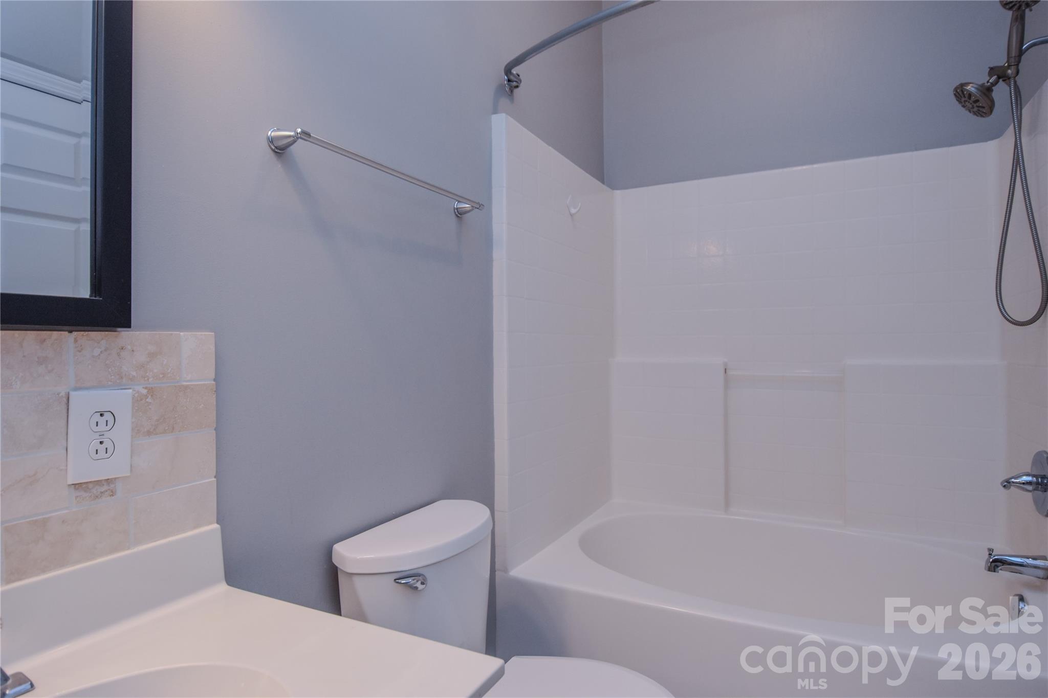 727 Garden District Drive Property Photo 10