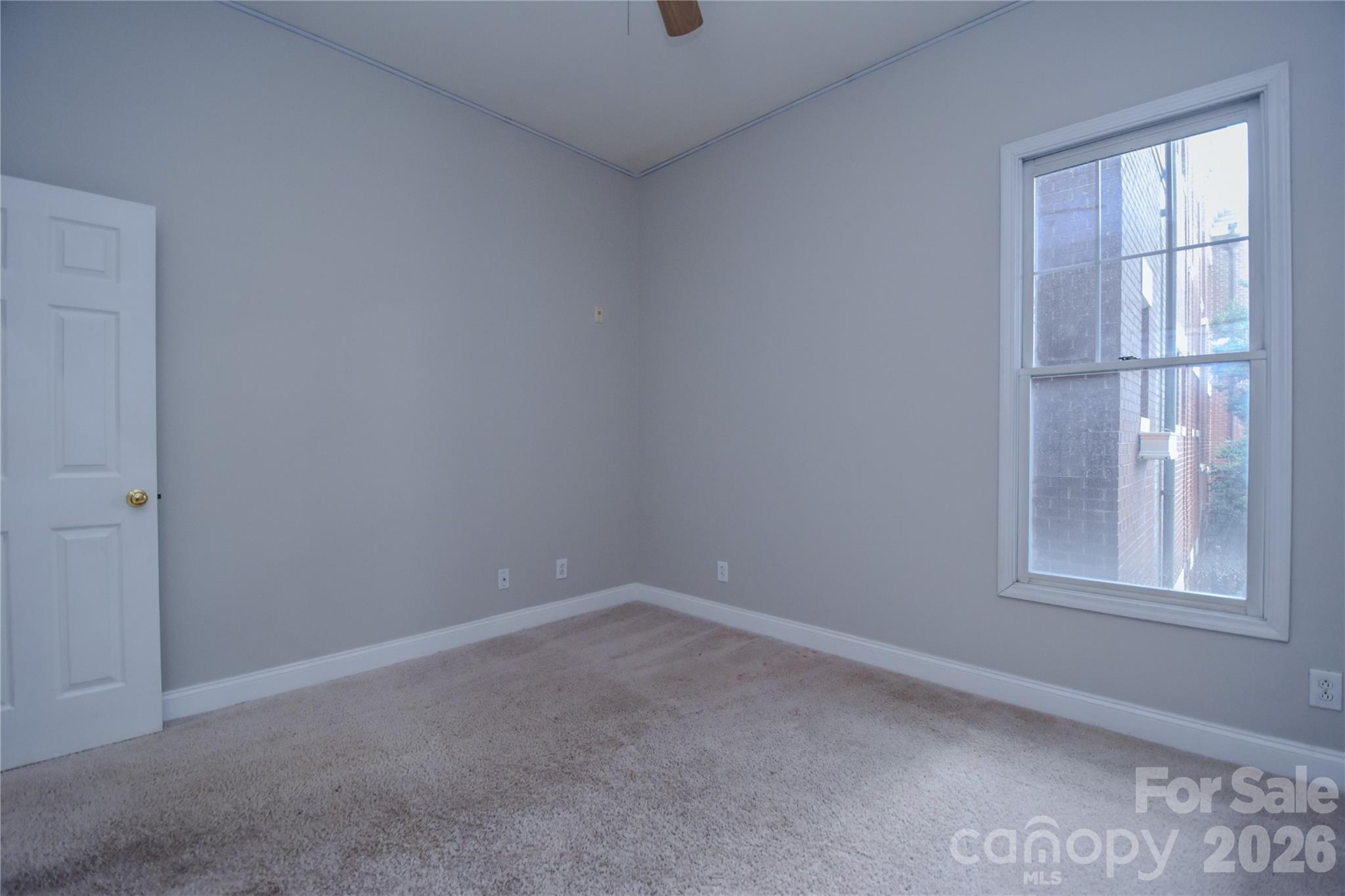 727 Garden District Drive Property Photo 11
