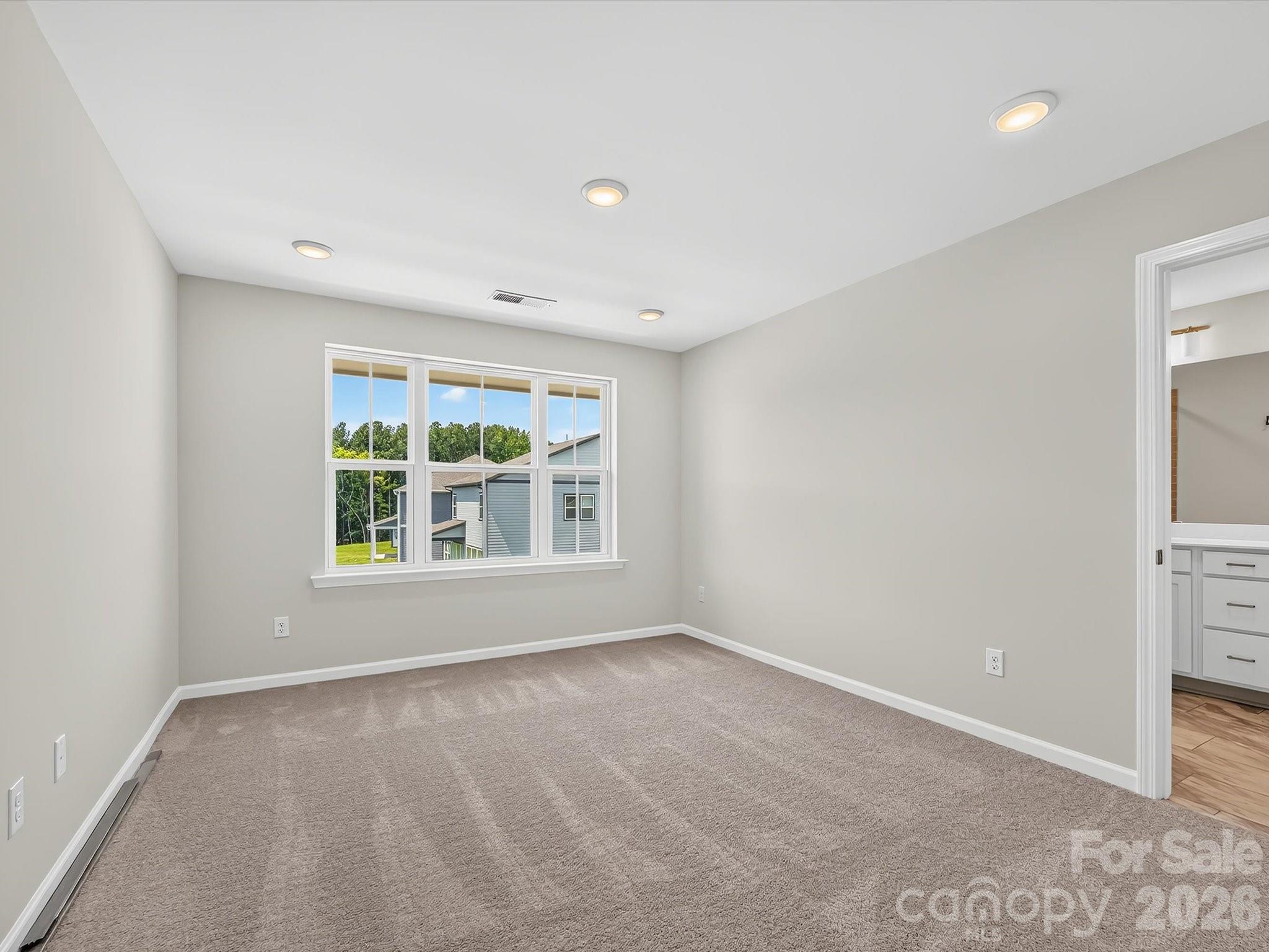 569 Cape Cod Way Property Photo 19