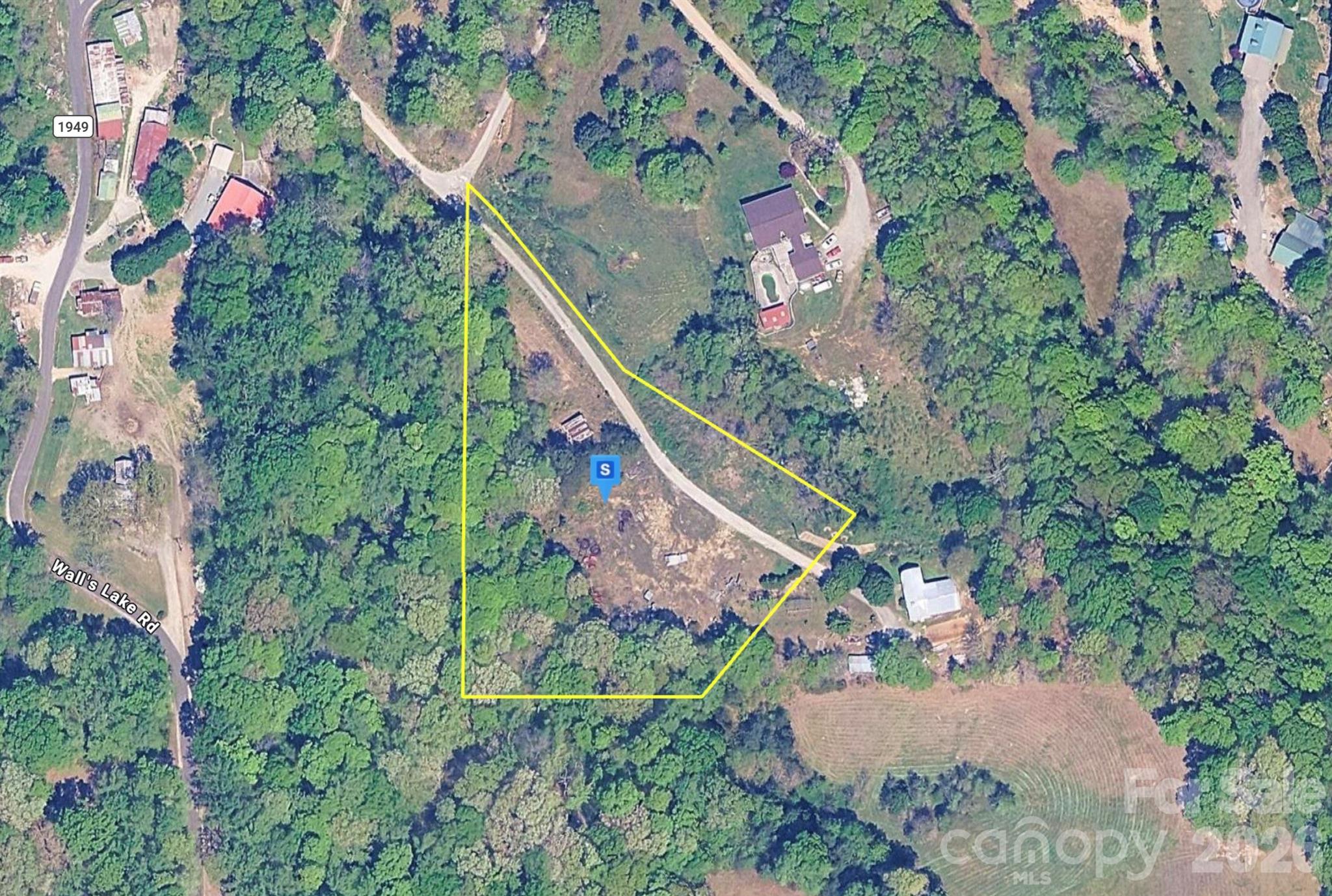 7400 Dennis Road Property Photo 1