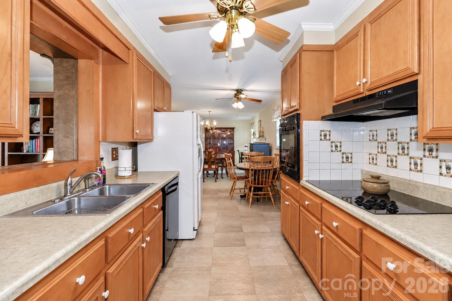 1609 Museum Road Property Photo 19
