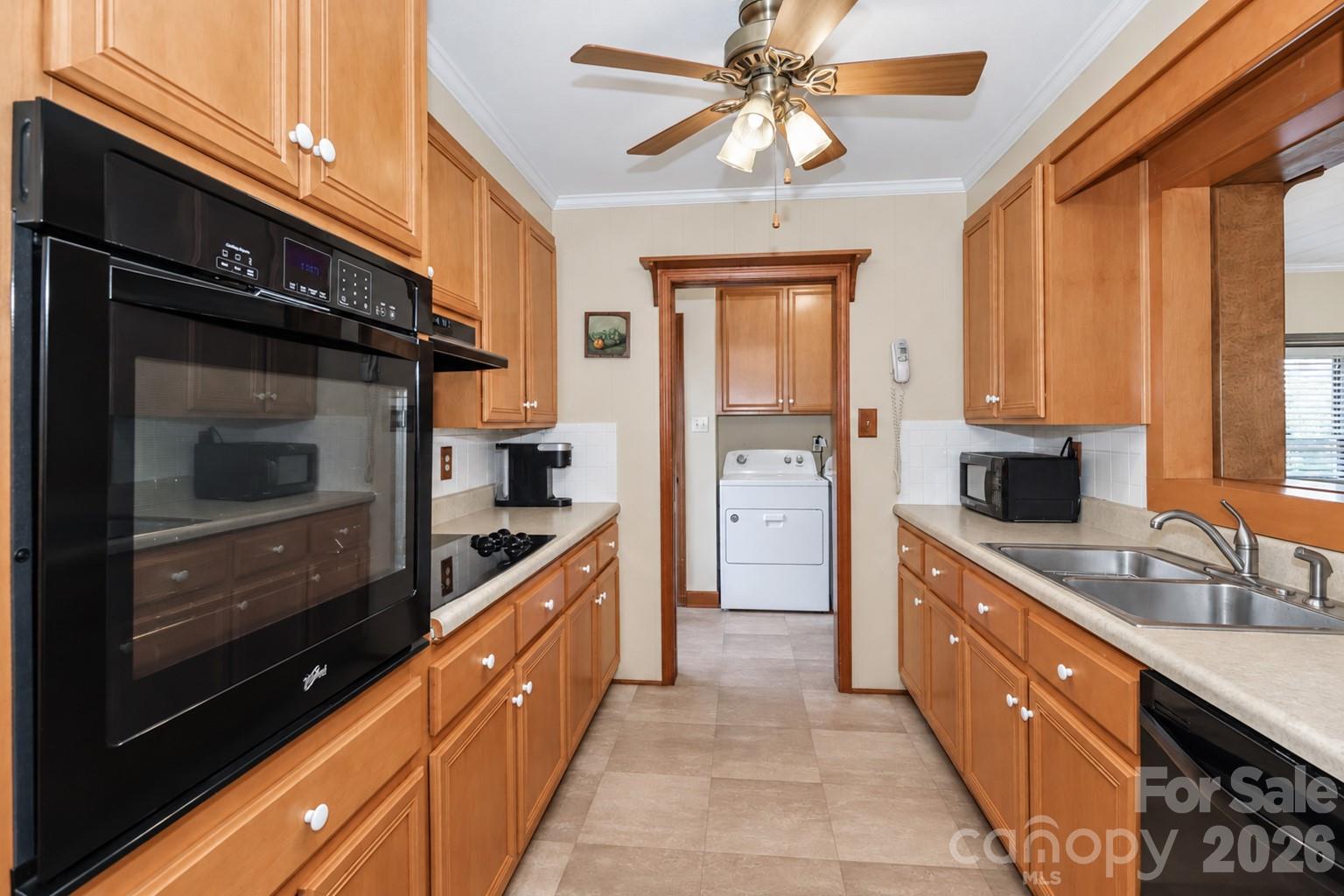 1609 Museum Road Property Photo 20