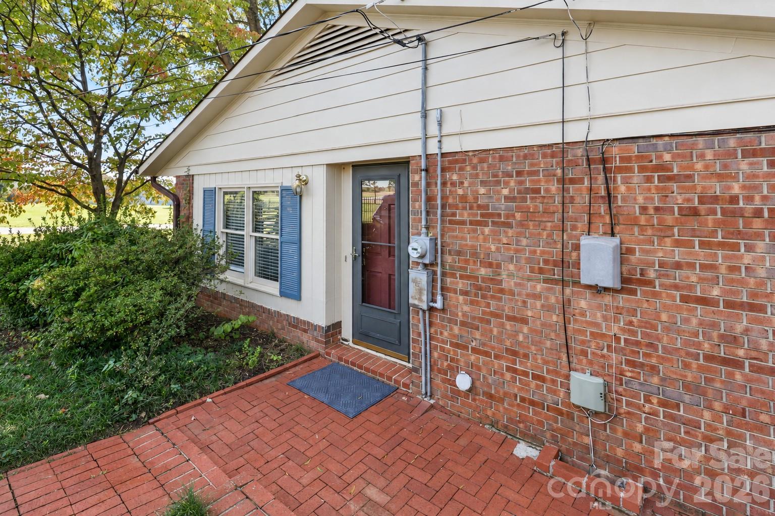 1609 Museum Road Property Photo 32
