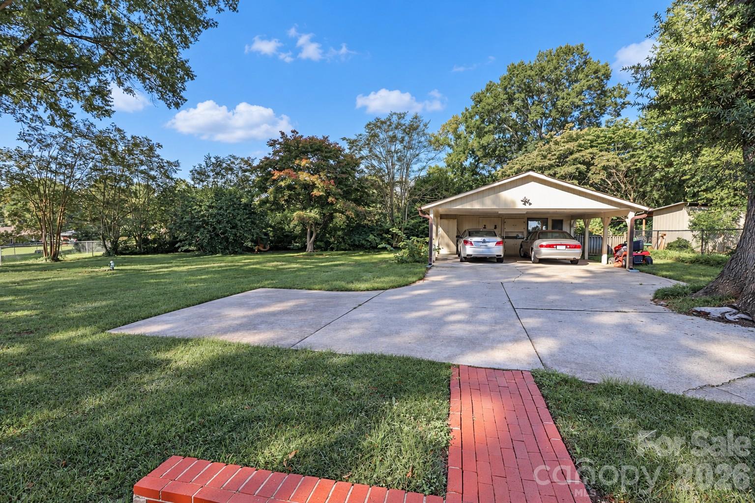 1609 Museum Road Property Photo 35