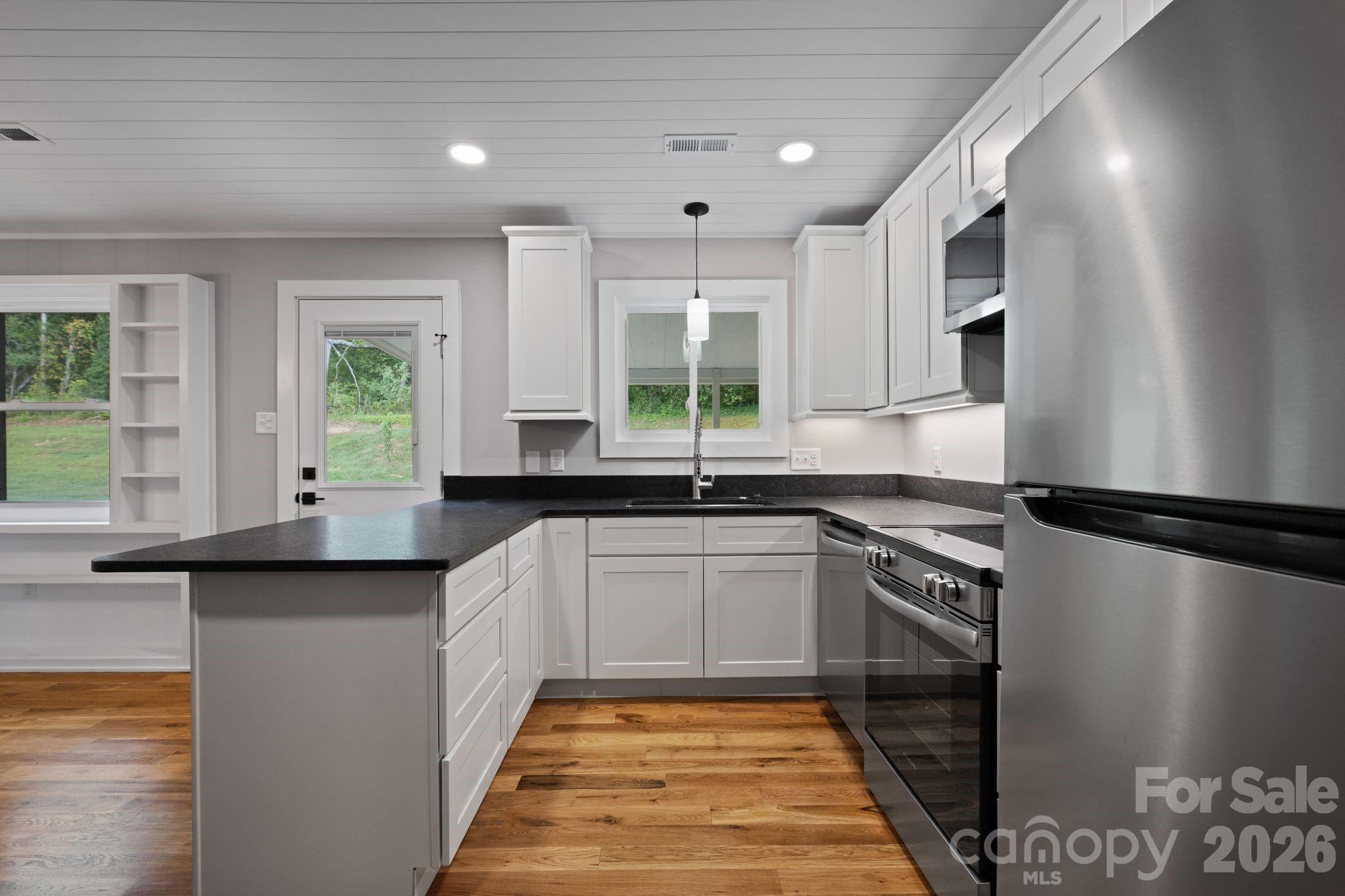 65 Dogwood Grove Property Photo 9