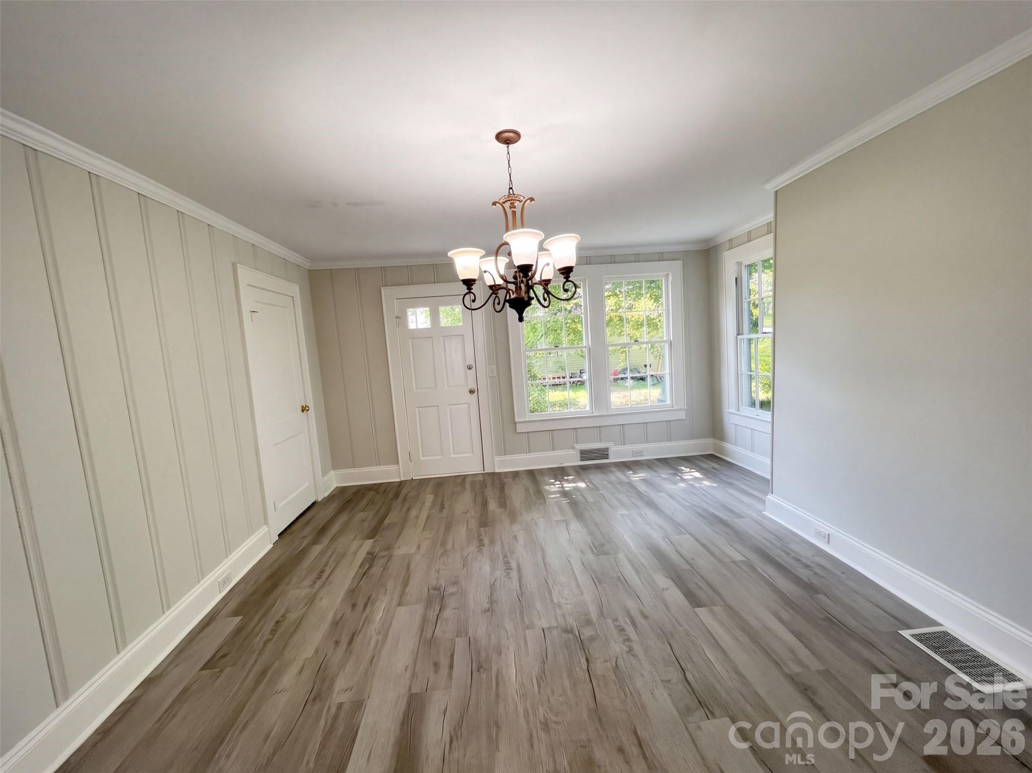 905 3rd Street Property Photo 9