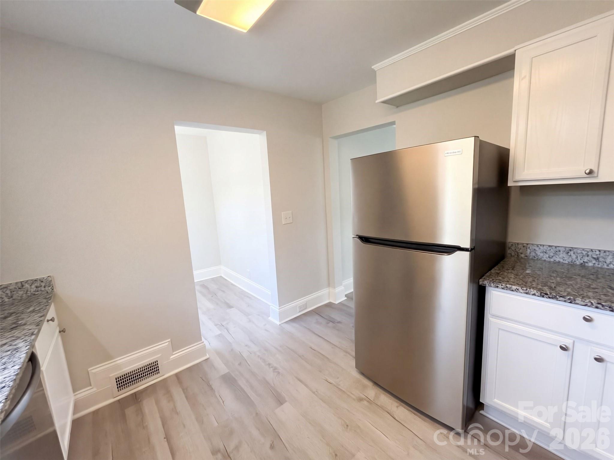 905 3rd Street Property Photo 10