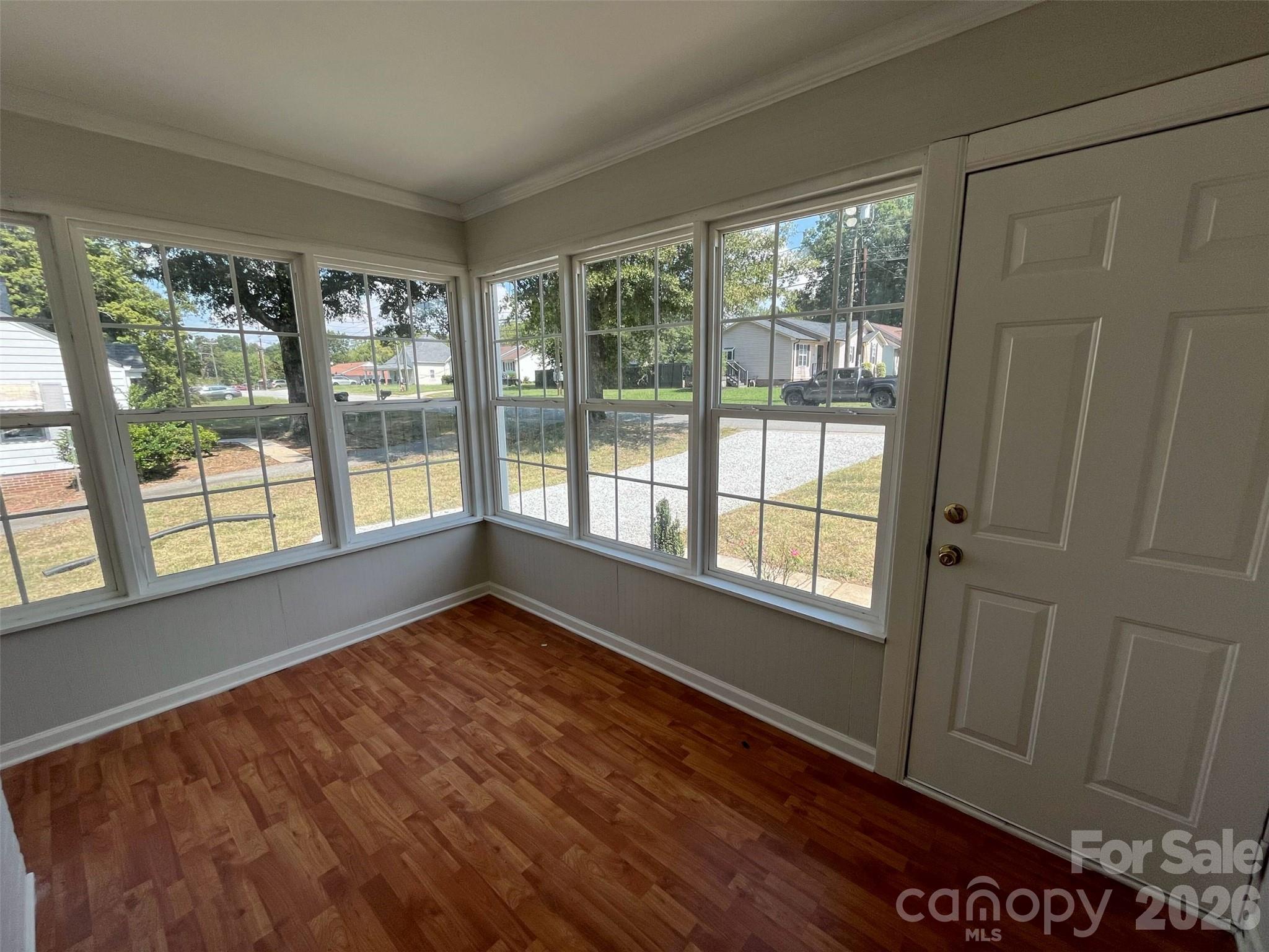 905 3rd Street Property Photo 11