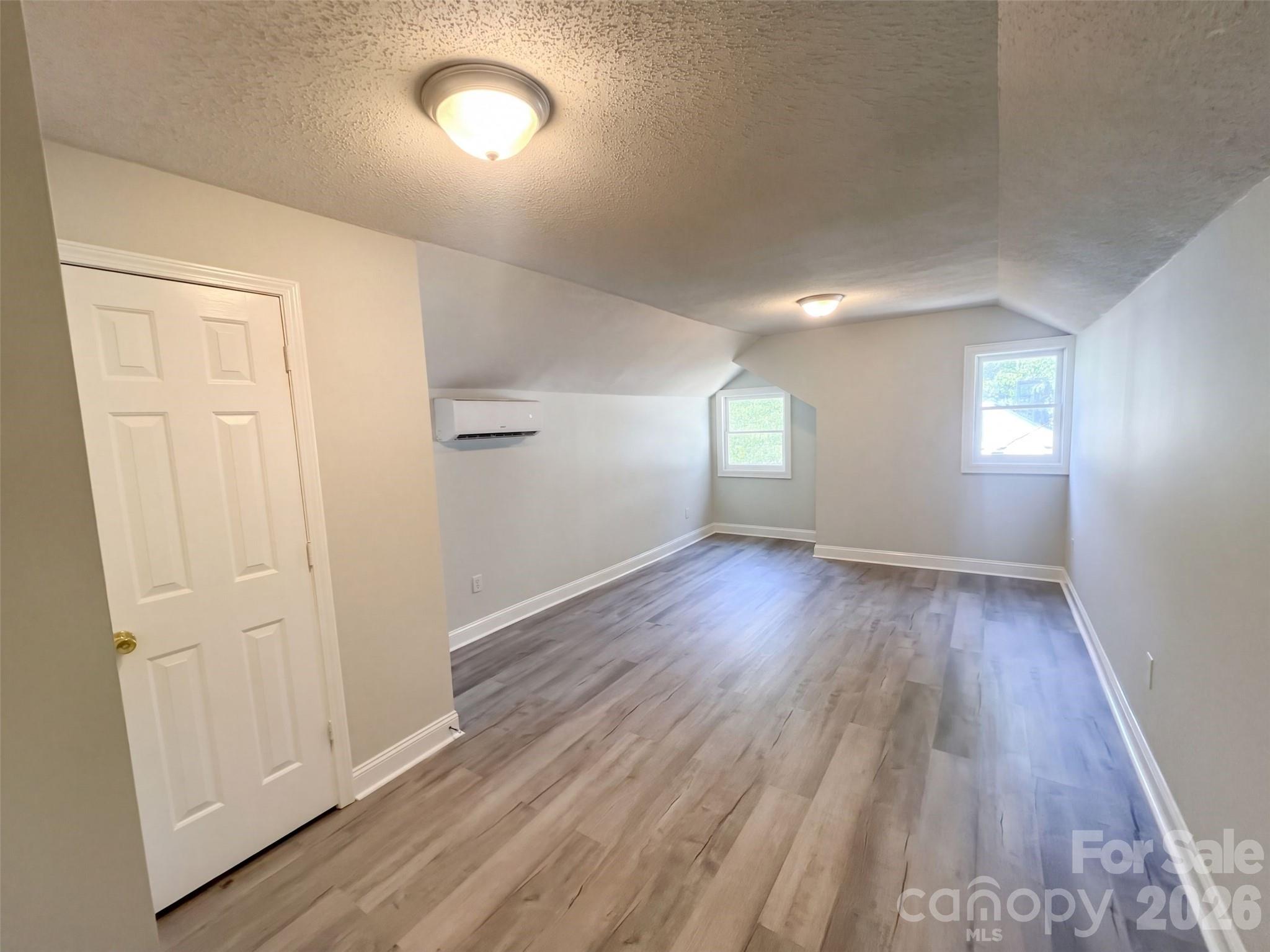 905 3rd Street Property Photo 15