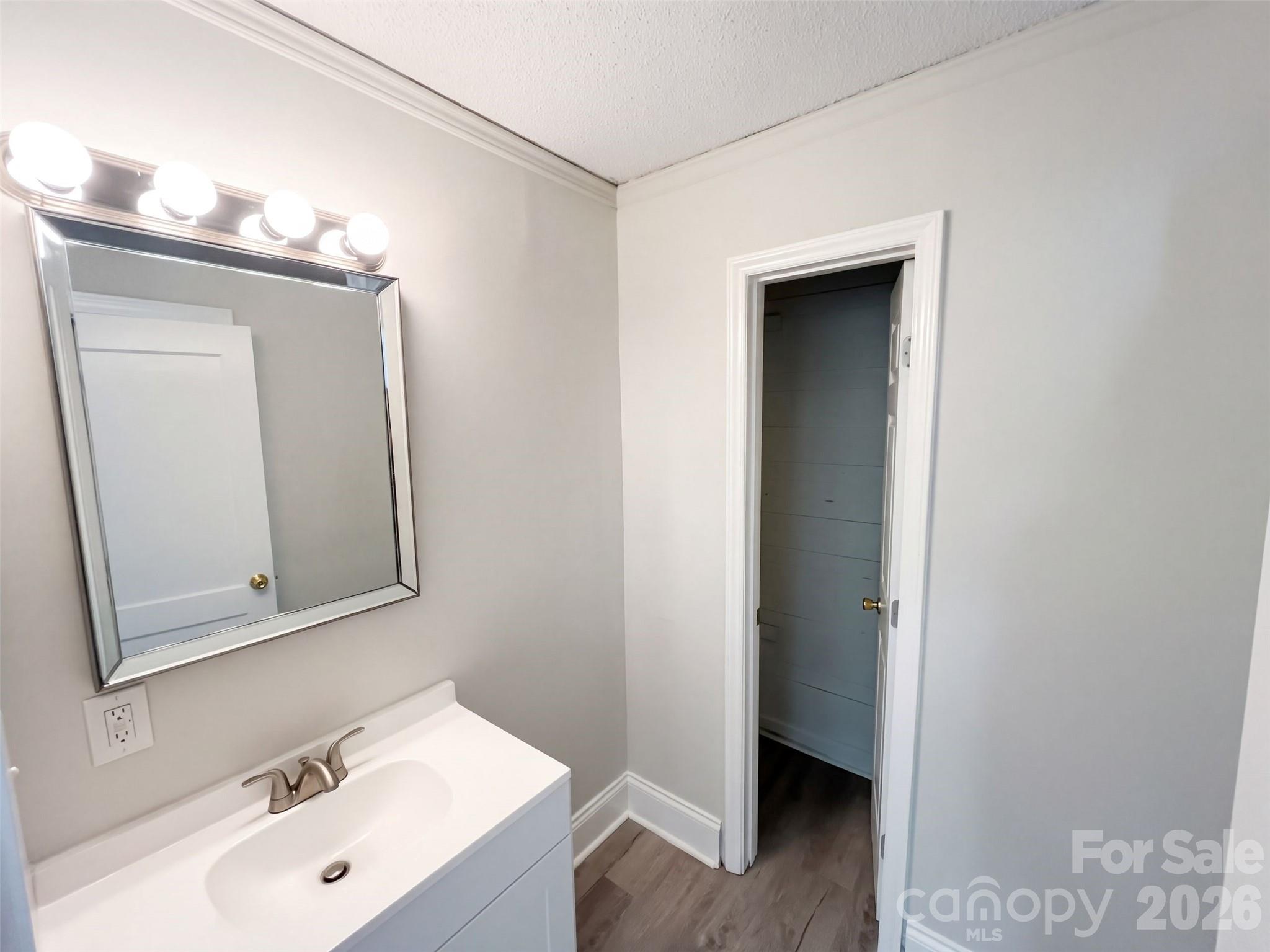 905 3rd Street Property Photo 16