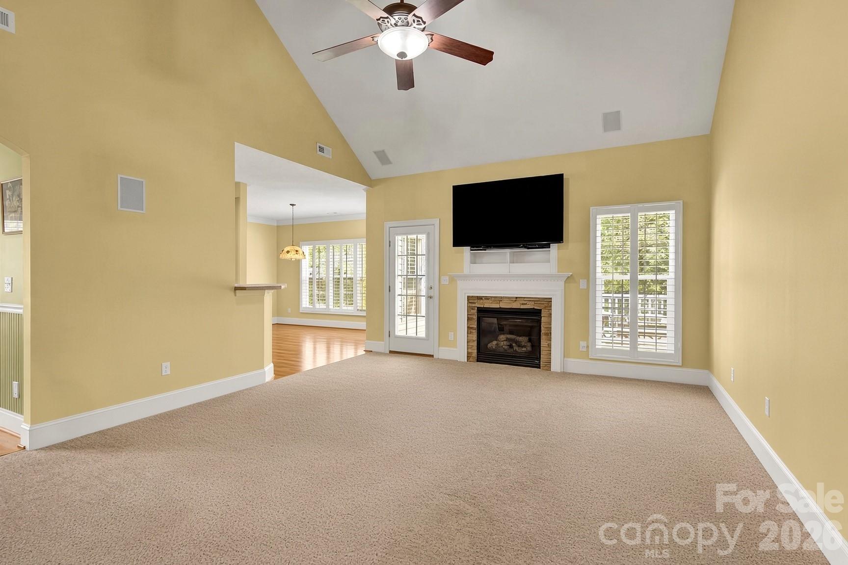 141 Princess Loop Property Photo 5