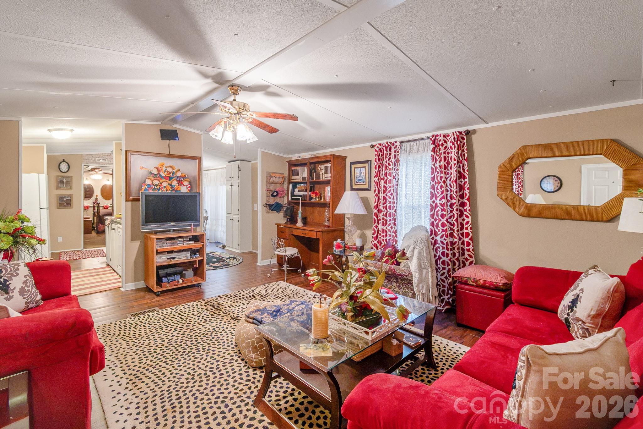 2157 Ross Cauthen Road Property Photo 2