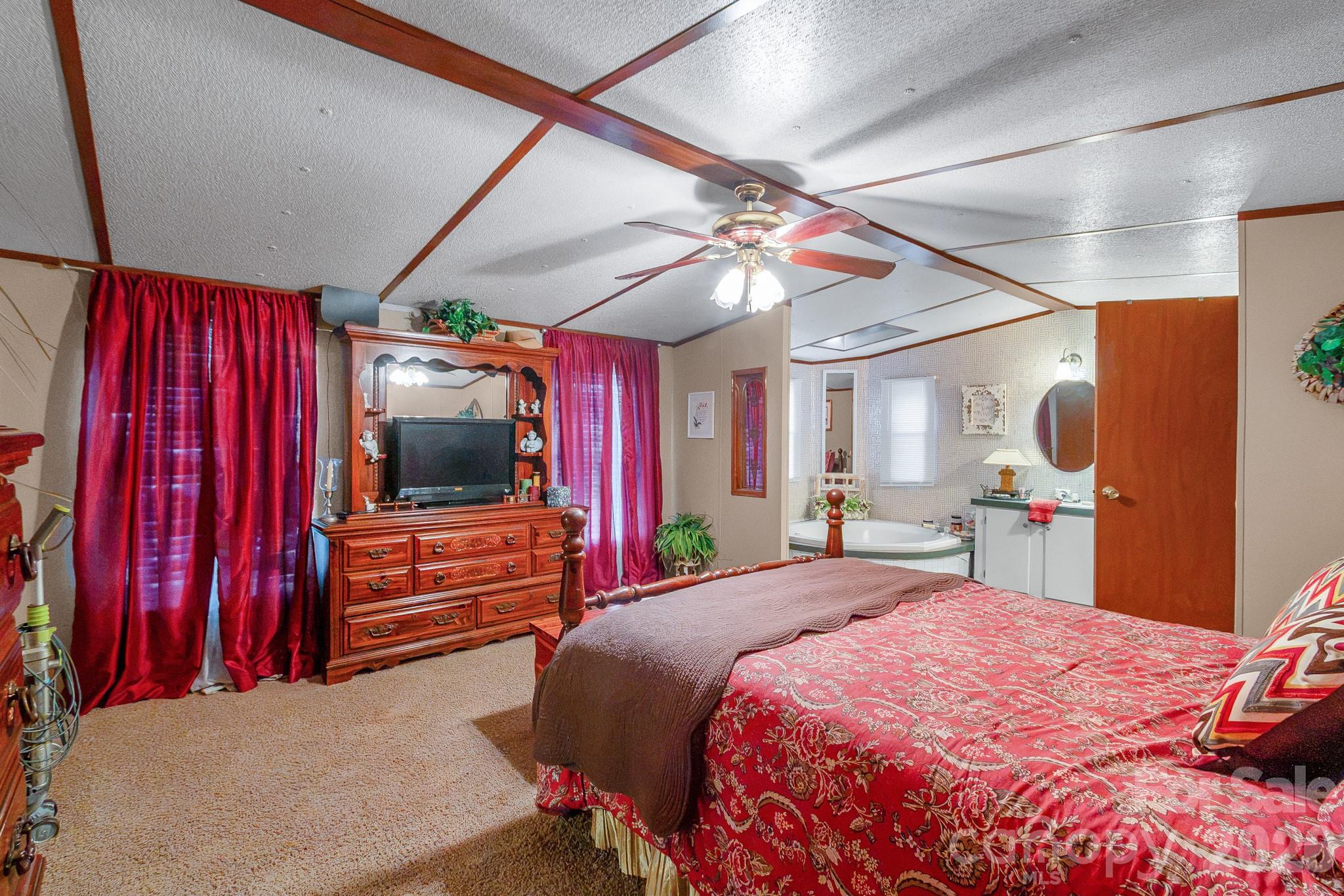 2157 Ross Cauthen Road Property Photo 18