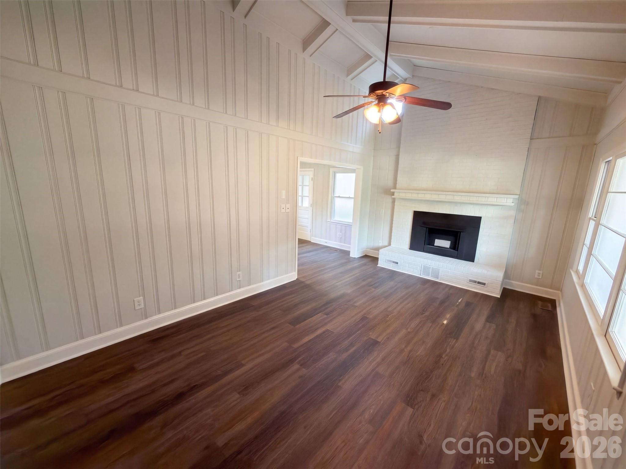 1809 Love Road Property Photo 3