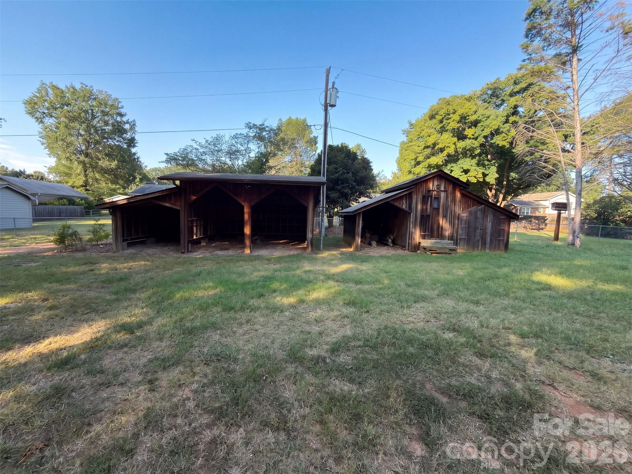 1809 Love Road Property Photo 8