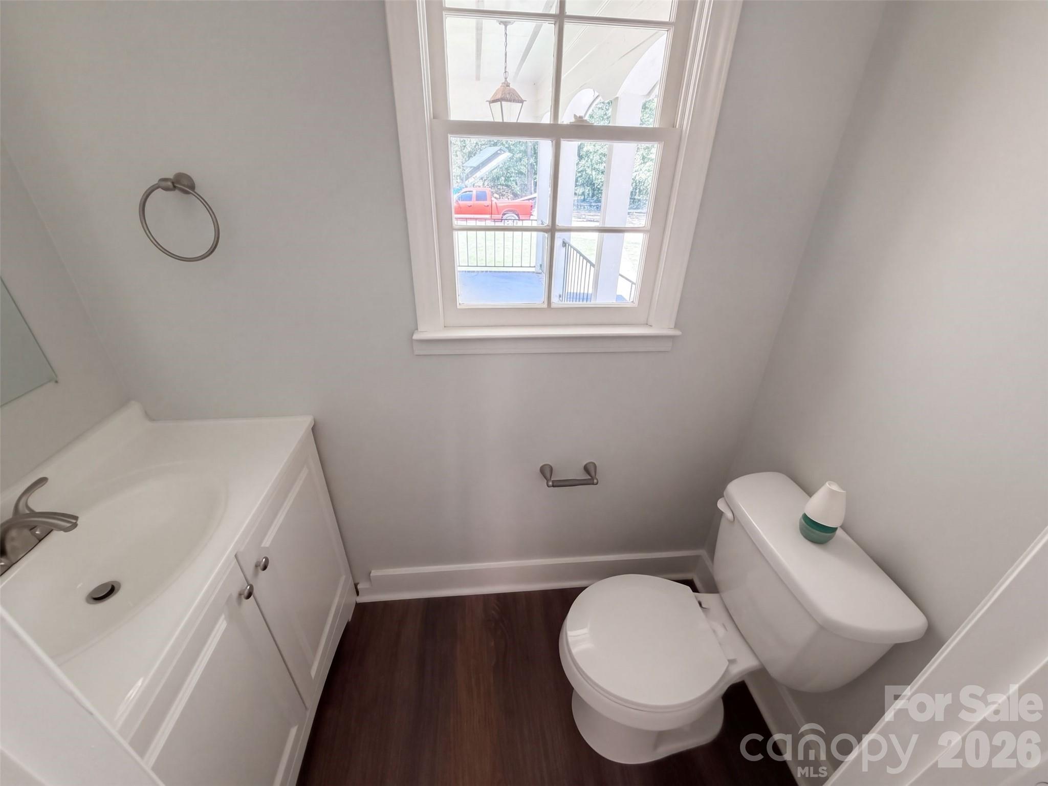 1809 Love Road Property Photo 11