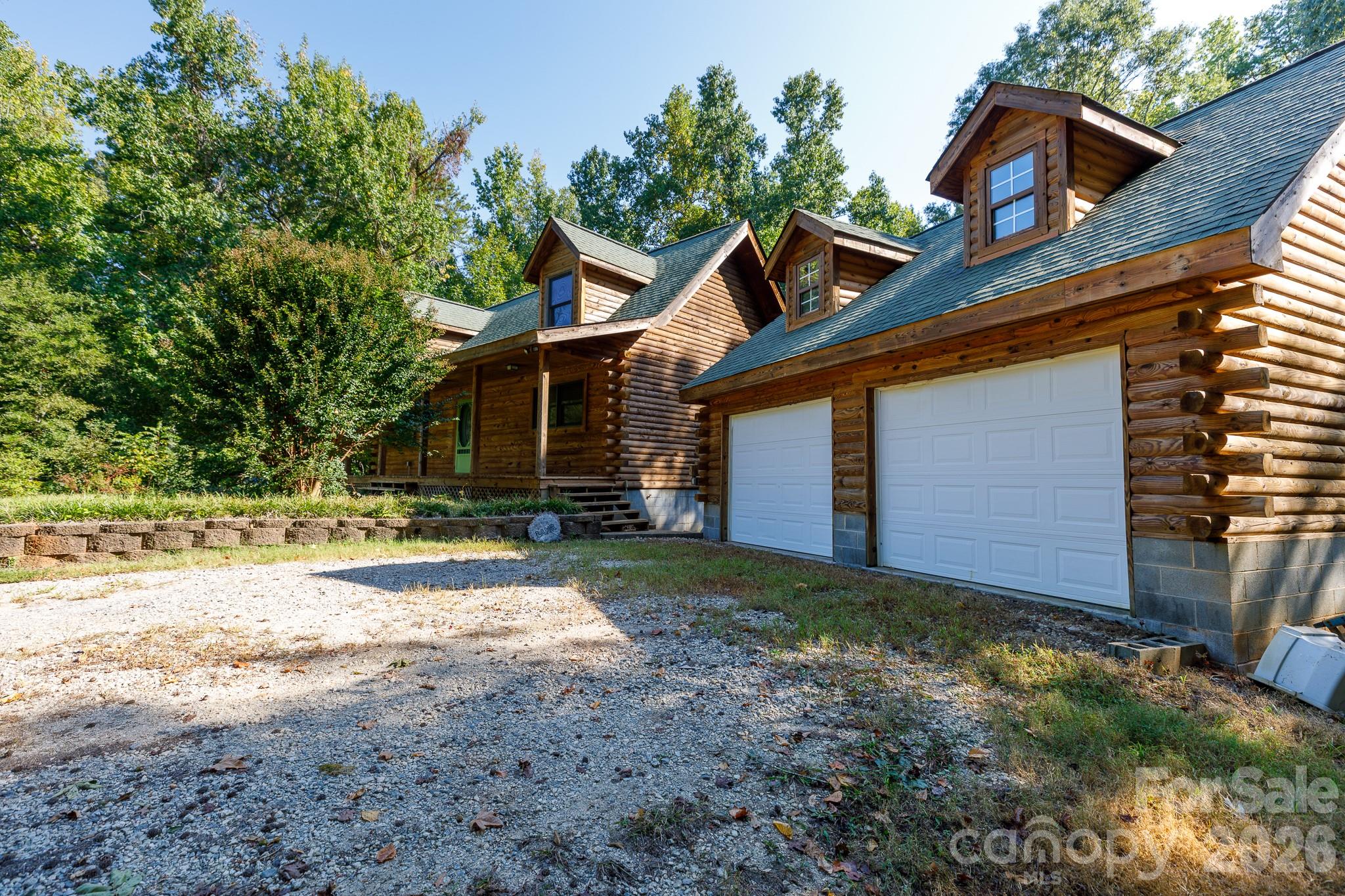 4300 Falcon Hall Way Property Photo 3