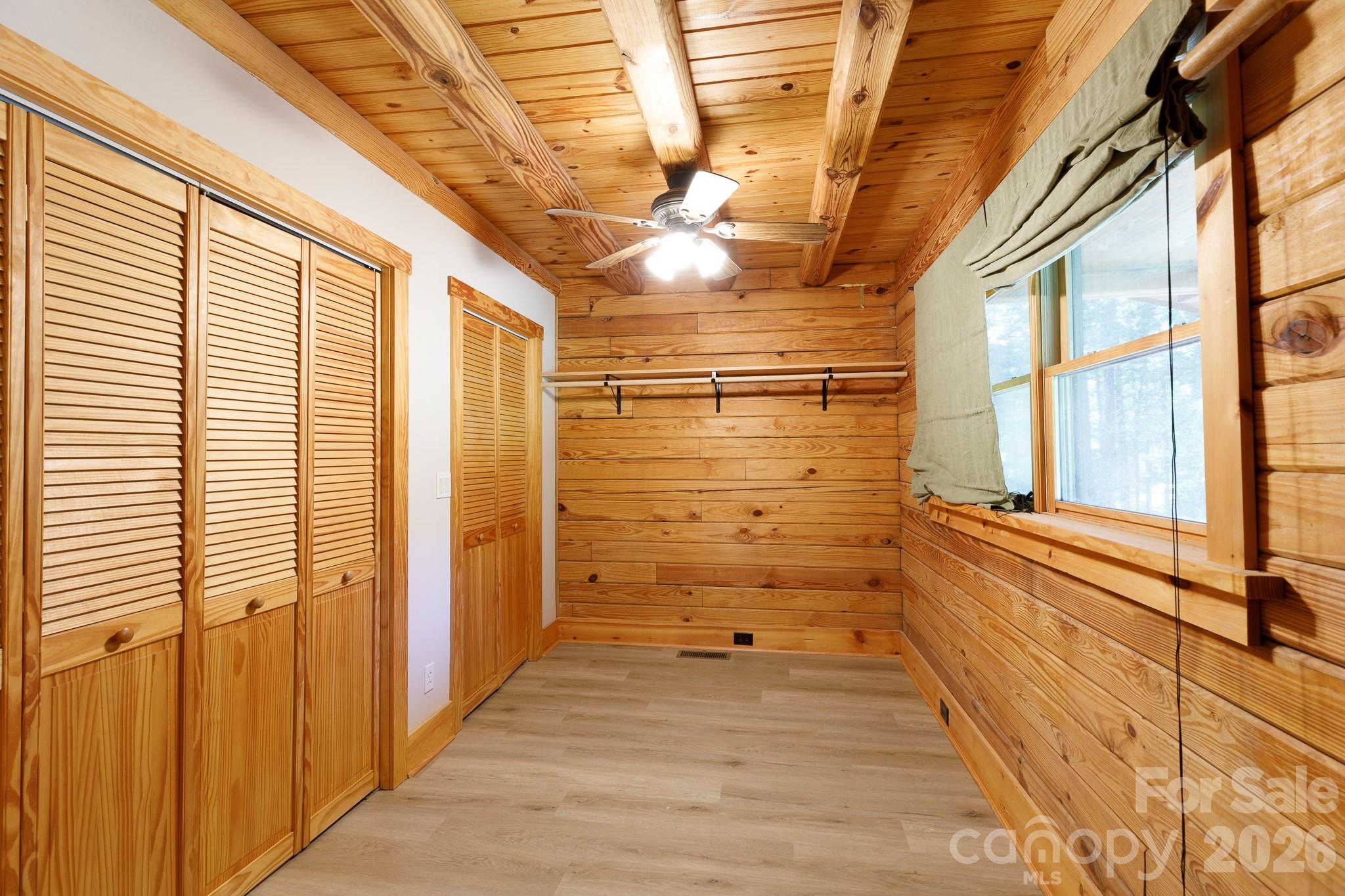 4300 Falcon Hall Way Property Photo 9