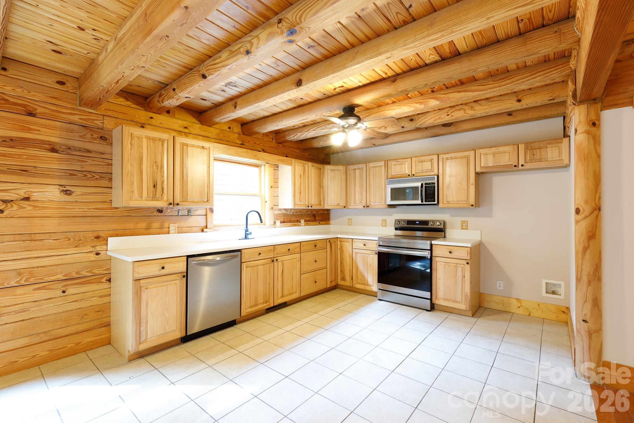 4300 Falcon Hall Way Property Photo 13