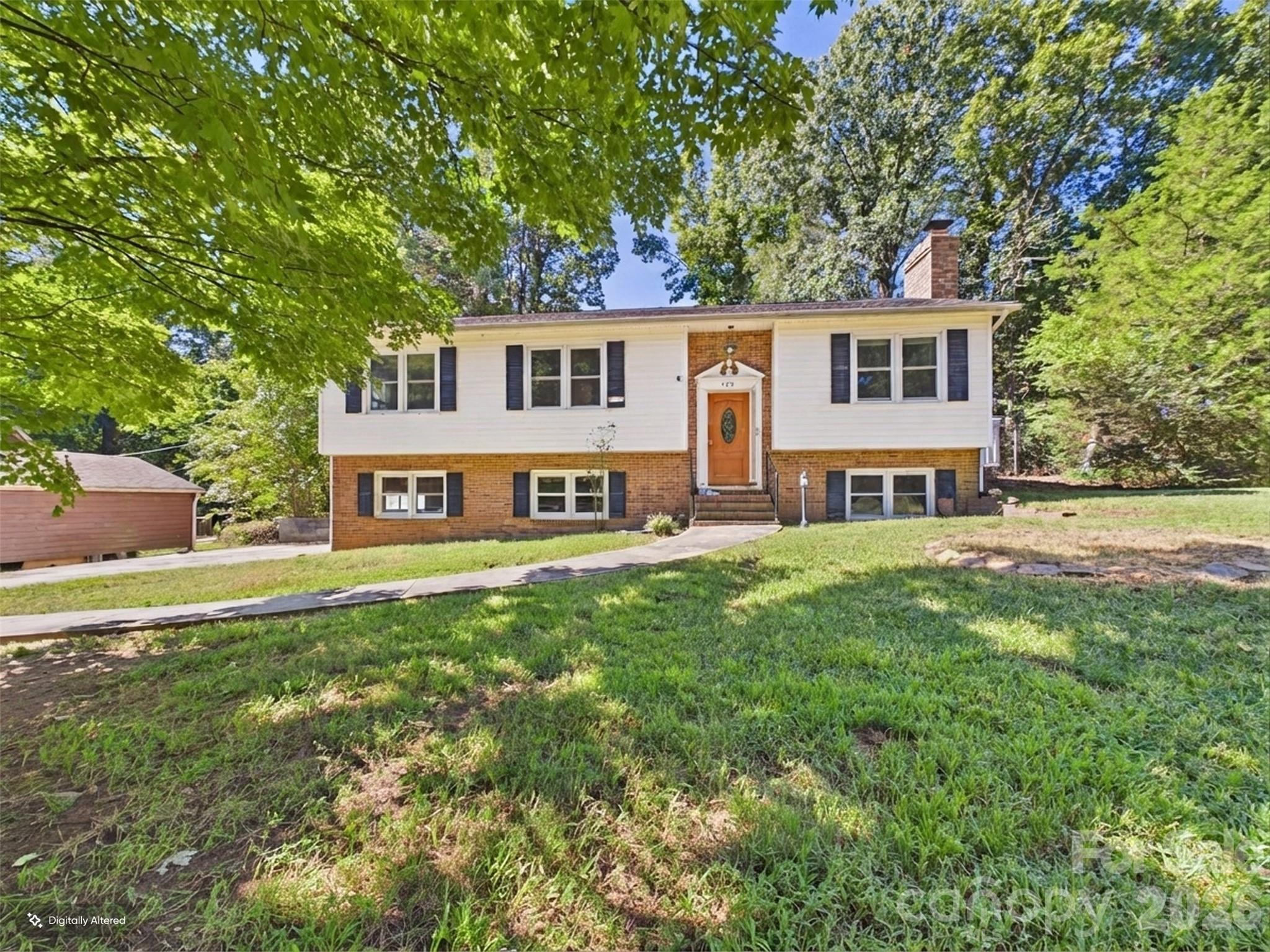 583 Brown Lee Drive Property Photo 1