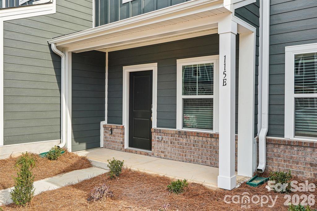 115 Ciara Place Property Photo 2