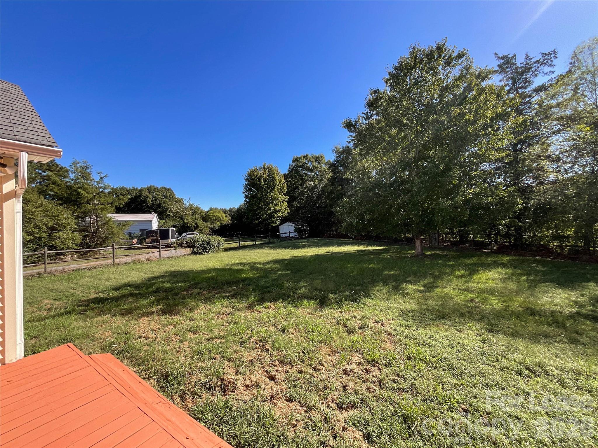 1037 Ridgefield Circle Property Photo 10