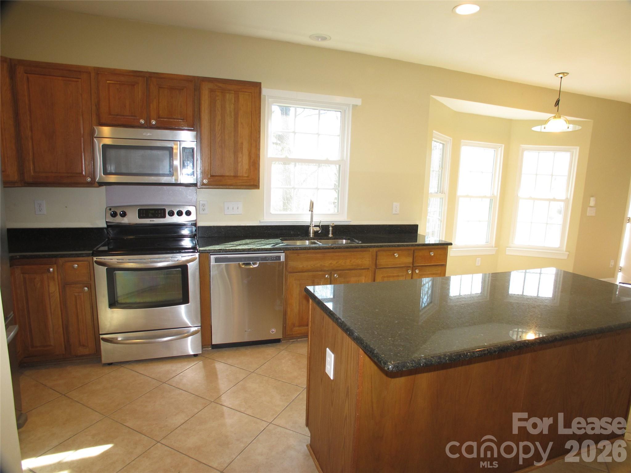 6532 Outer Bridge Lane Property Photo 3