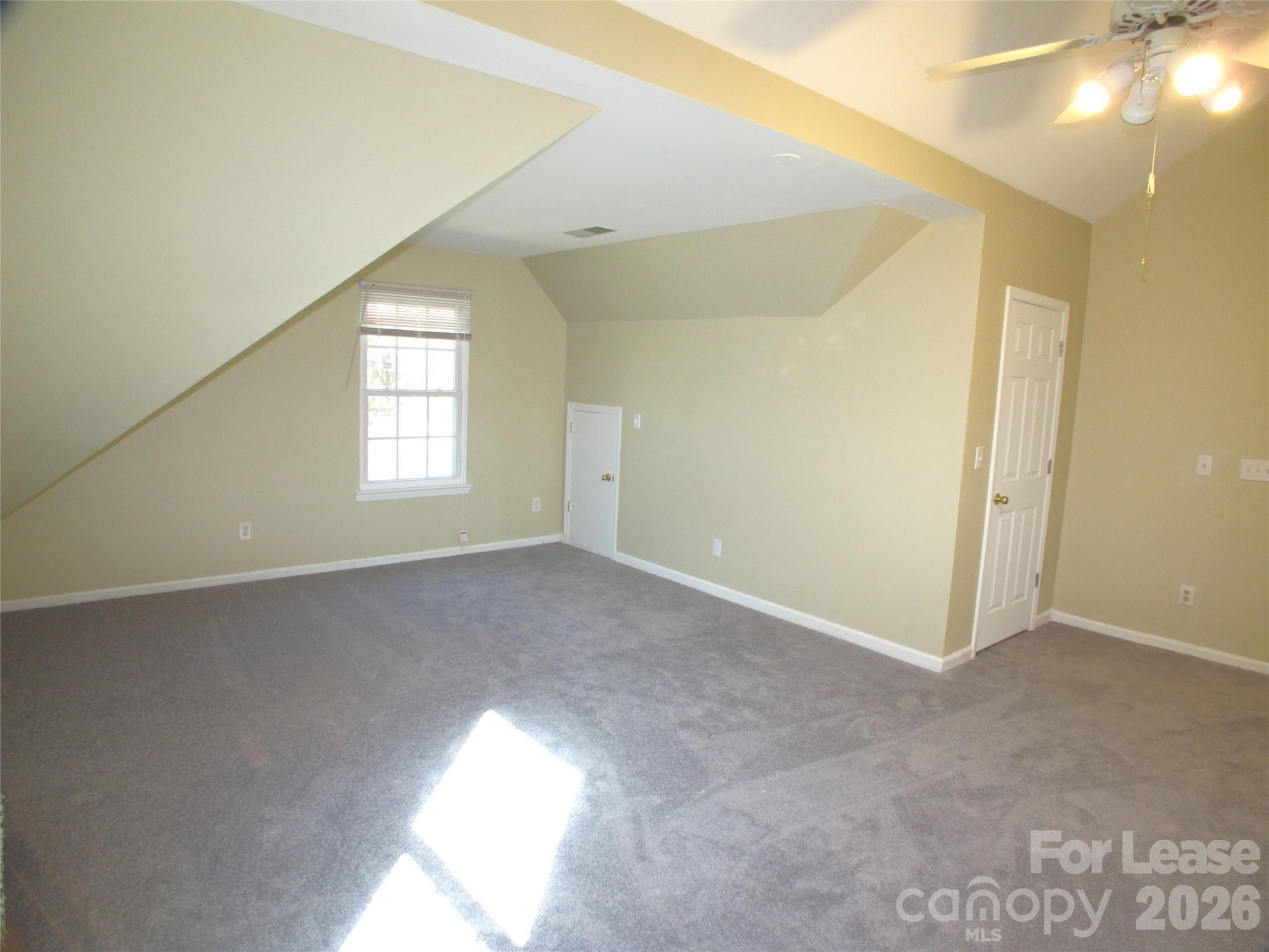 6532 Outer Bridge Lane Property Photo 18