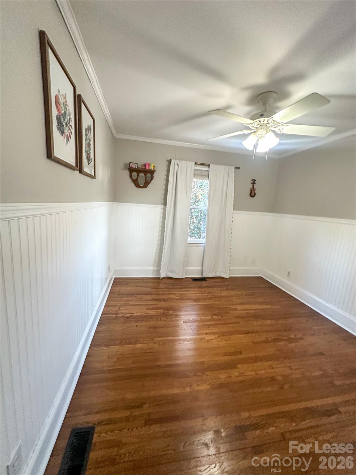4423 Firwood Lane Property Photo 10