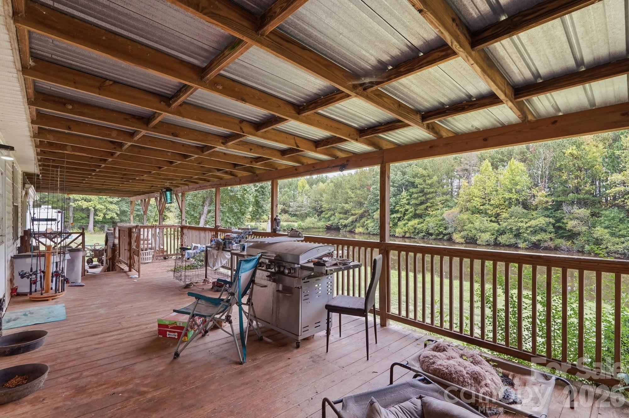 650 Simpson Road Property Photo 32