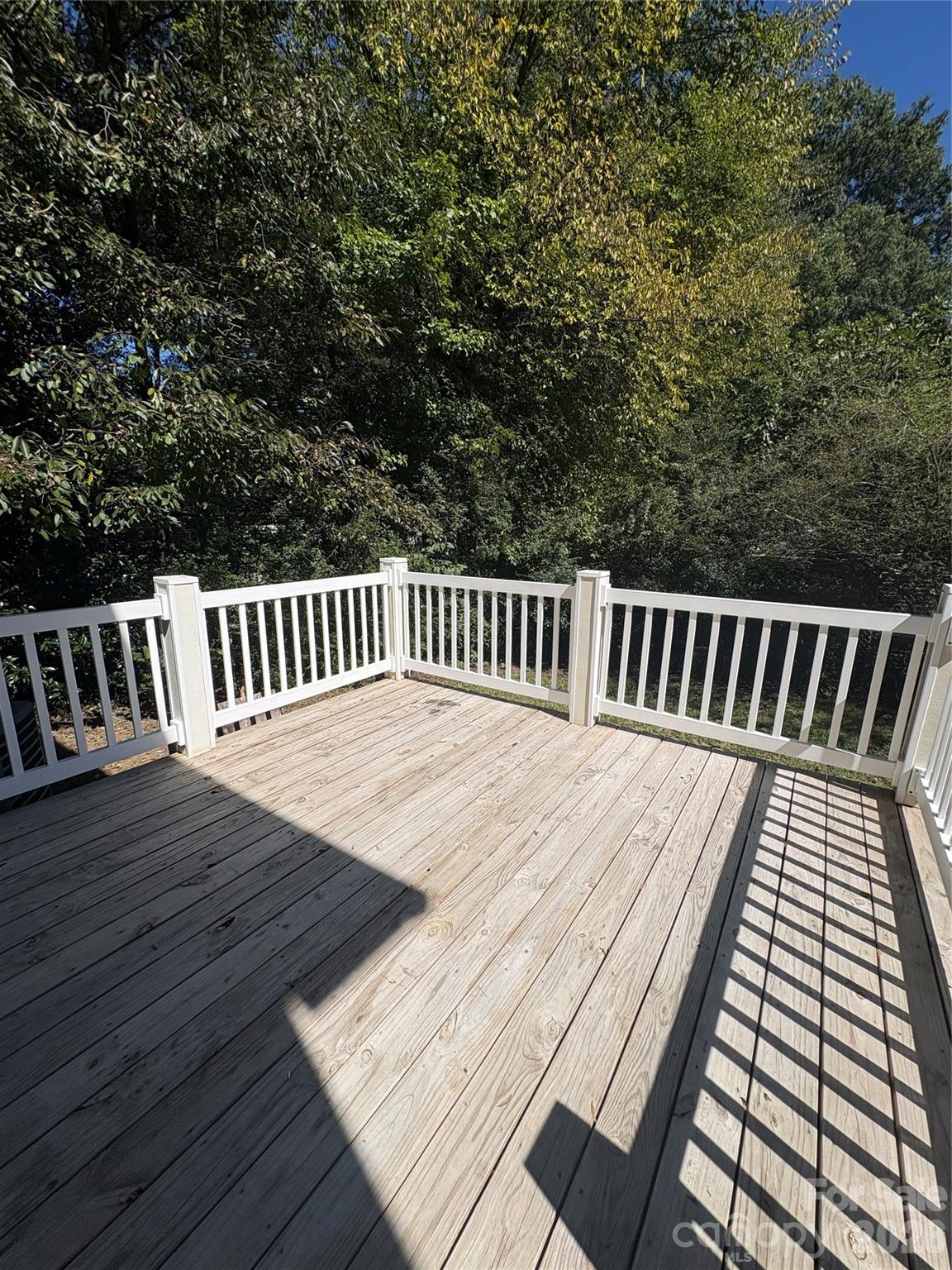 2430 Sylvan Drive Property Photo 8