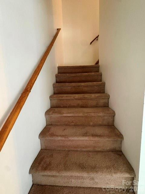 2430 Sylvan Drive Property Photo 14