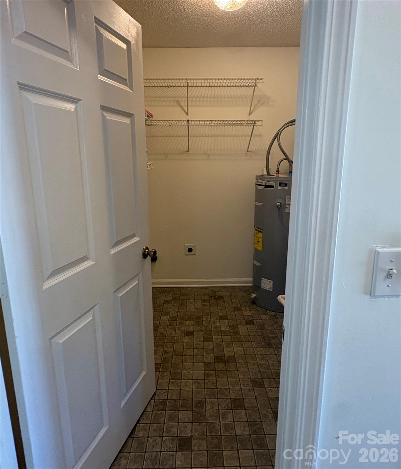 2430 Sylvan Drive Property Photo 17