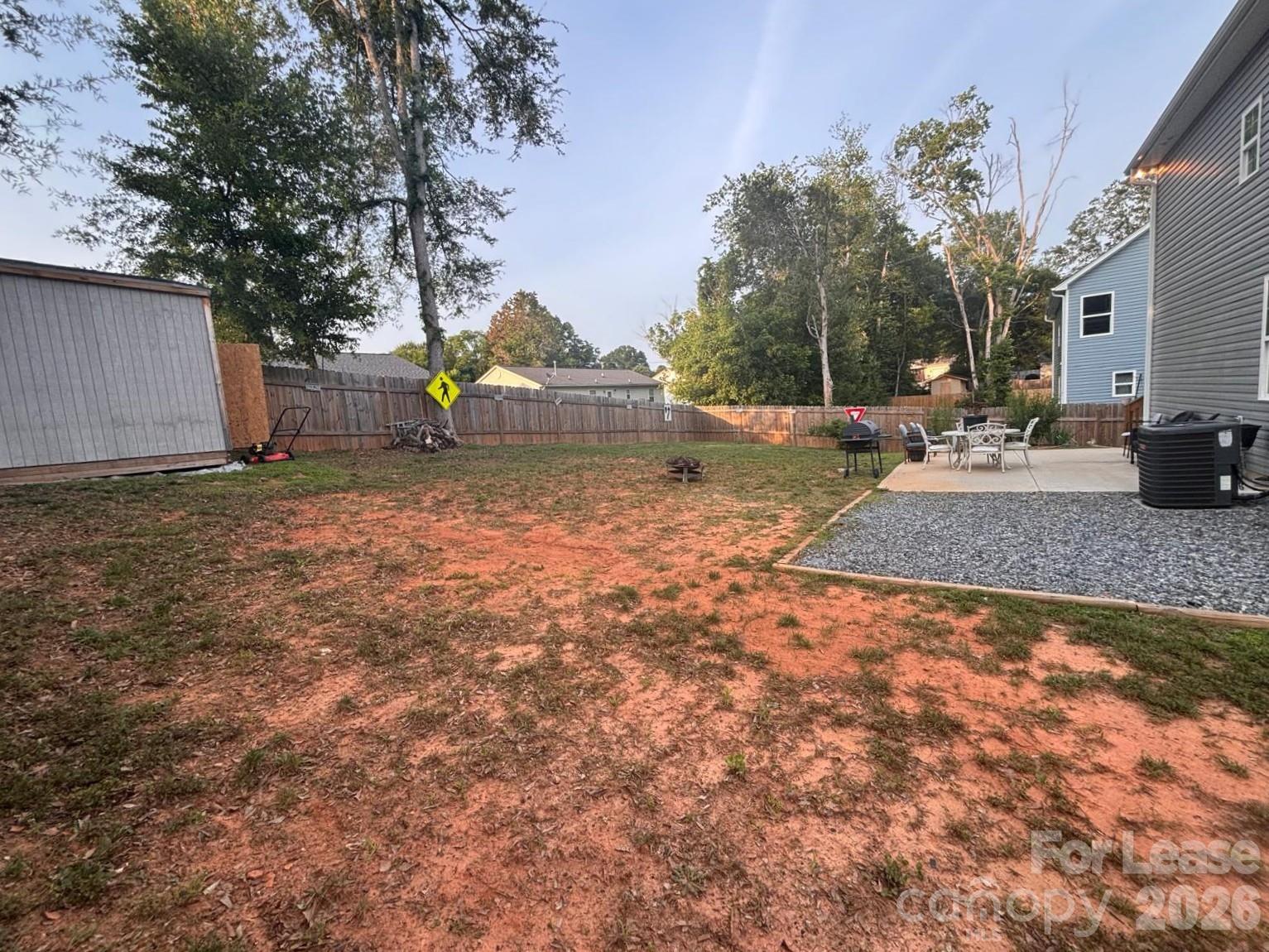 606 E Carpenter Street Property Photo 7