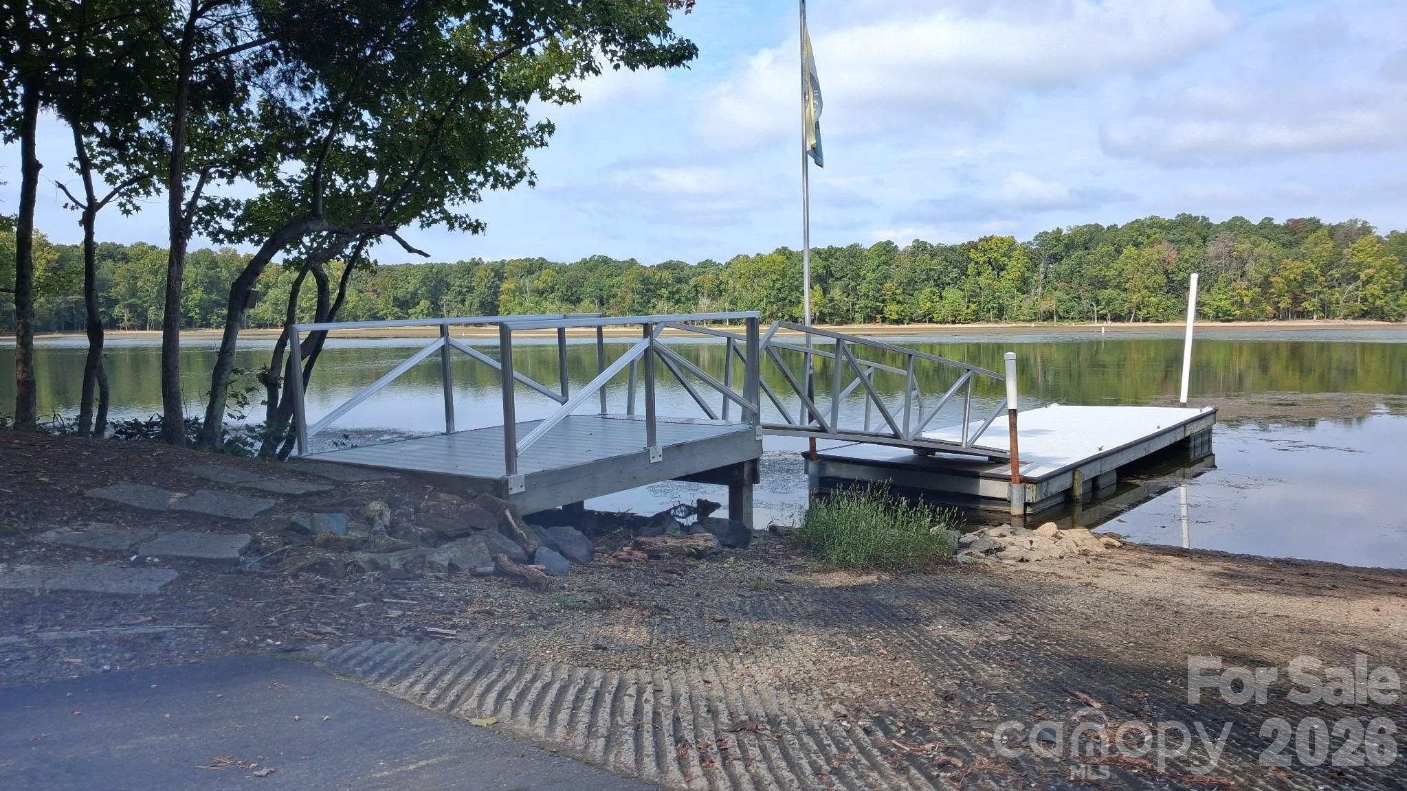 497 Harbor Drive Property Photo 4