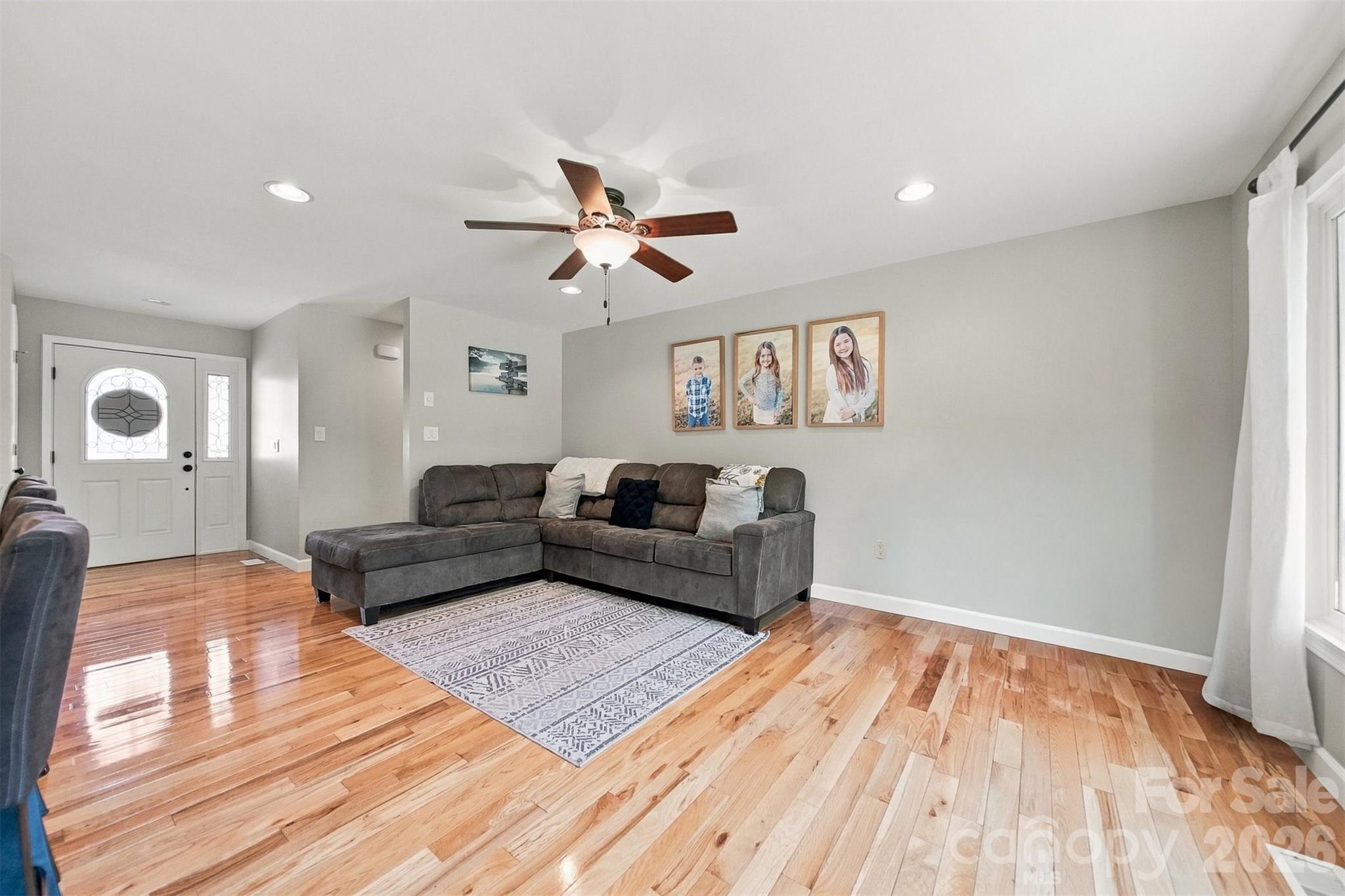 2094 South Fork Drive Property Photo 3