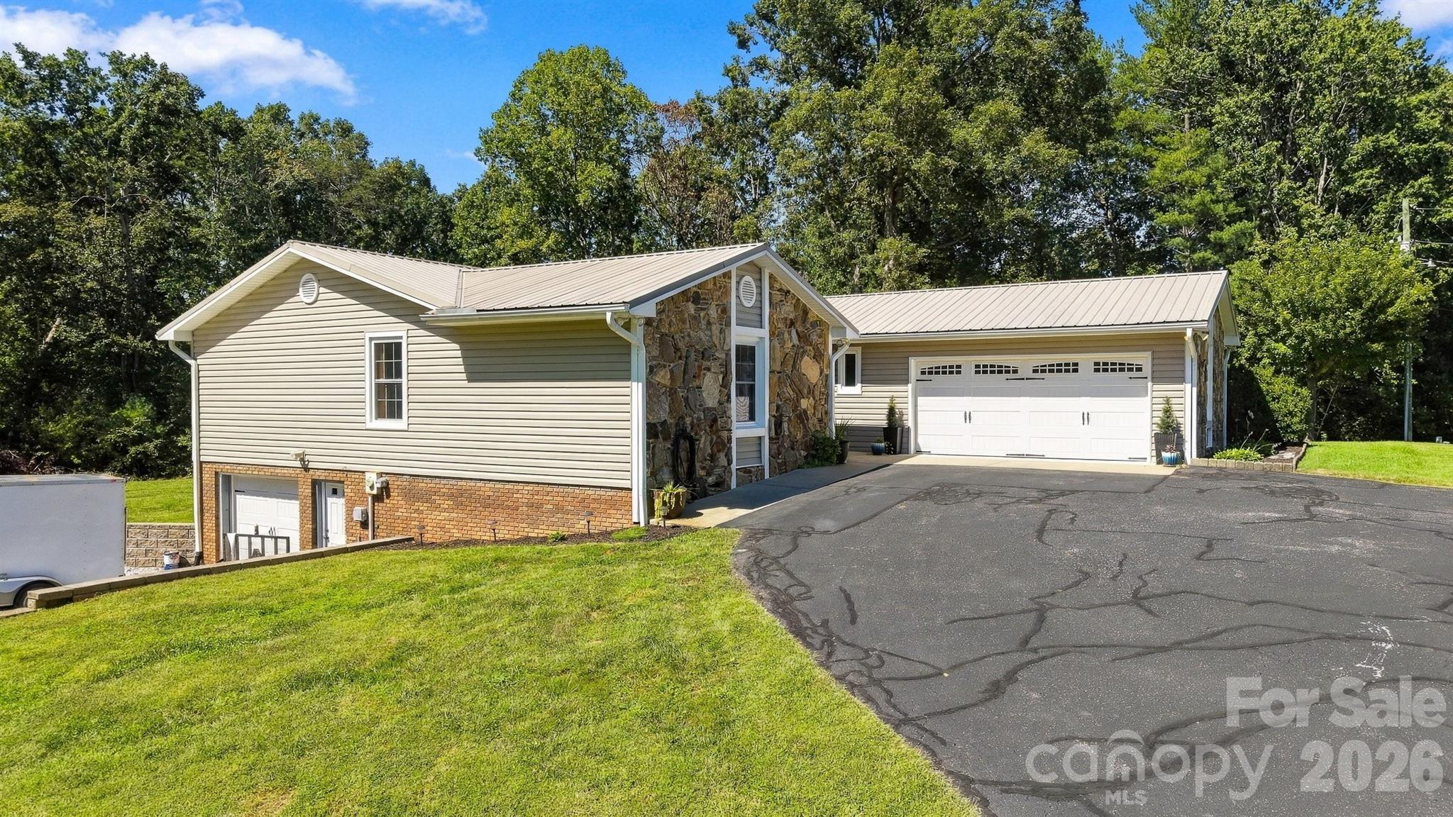 2094 South Fork Drive Property Photo 31