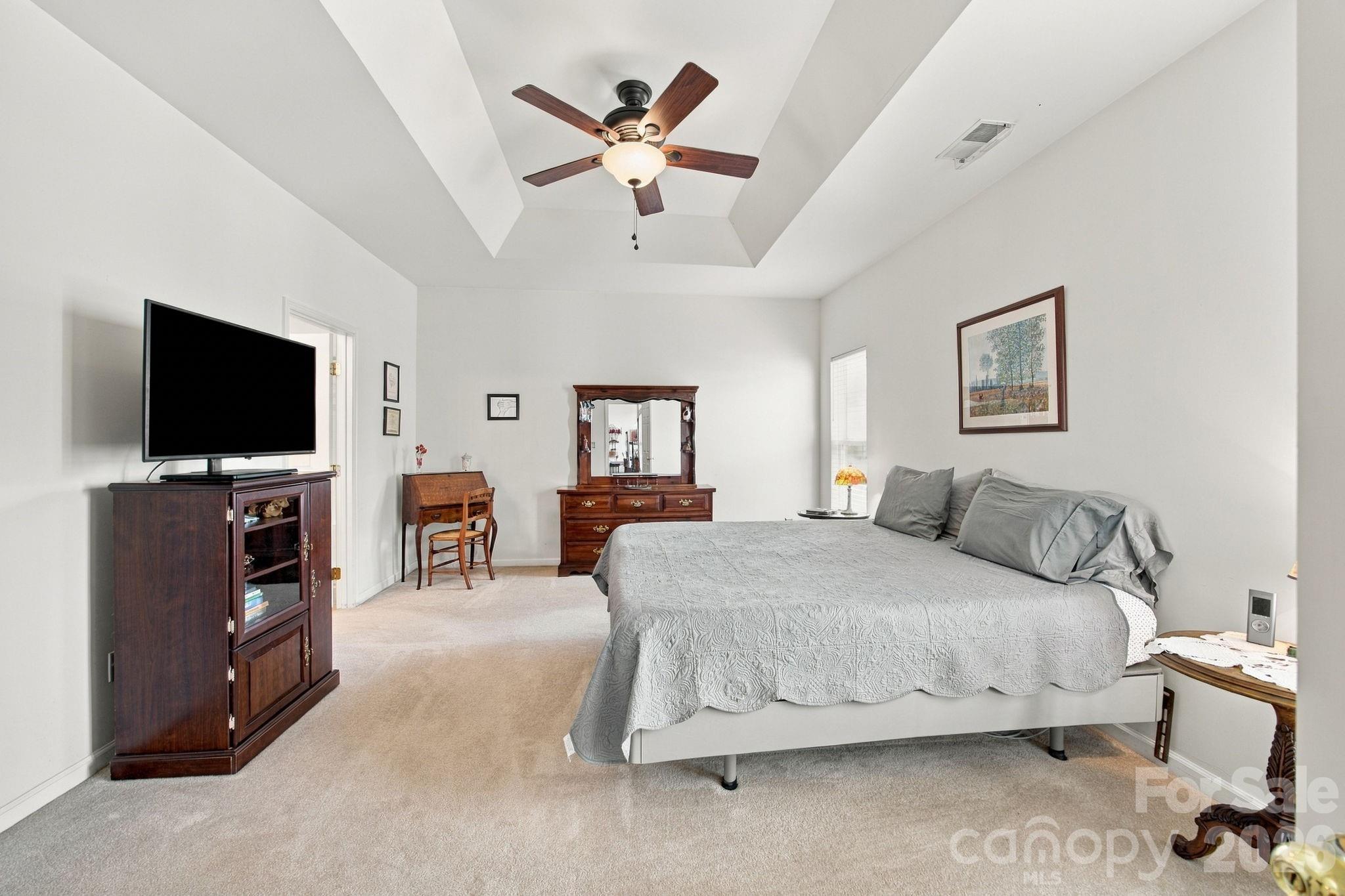2723 Sunberry Lane Property Photo 15