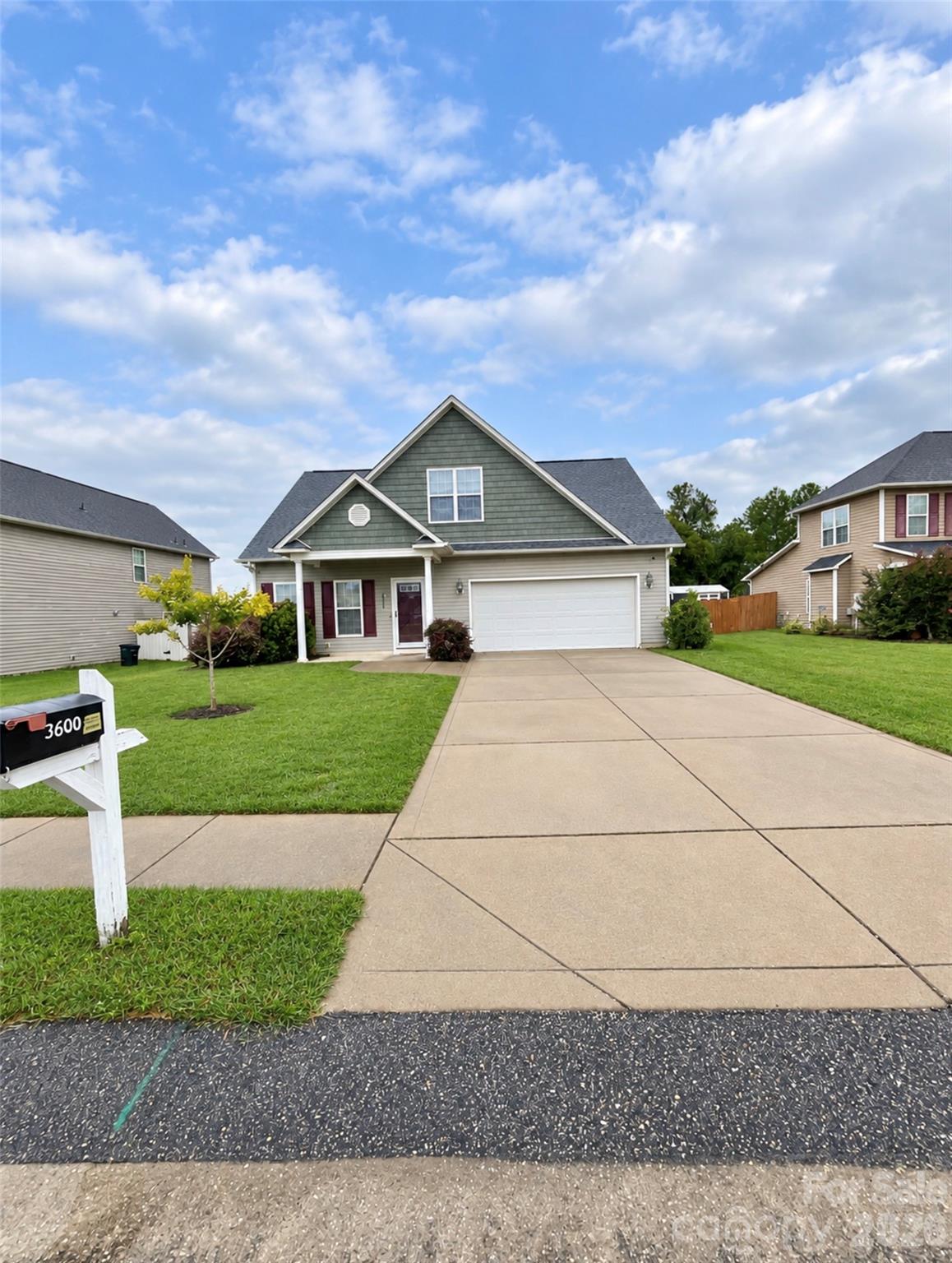 3600 Crosswinds Drive Property Photo 1
