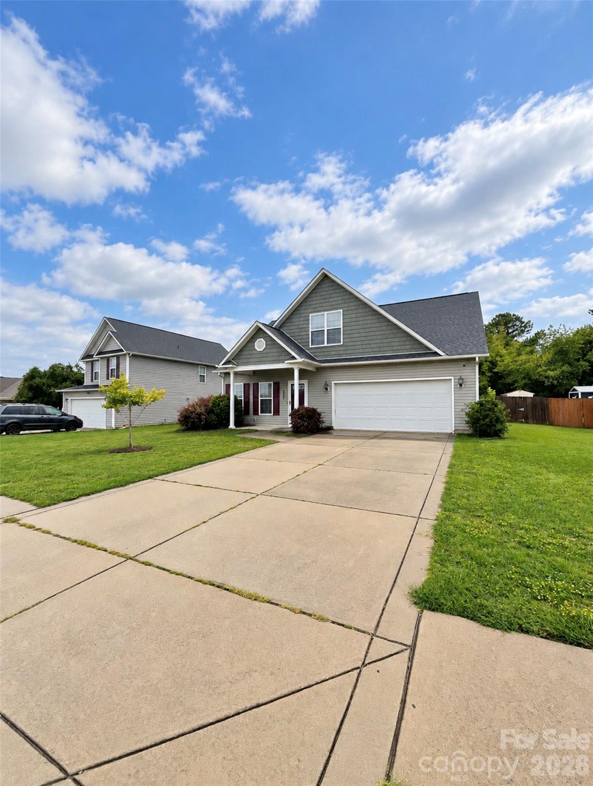 3600 Crosswinds Drive Property Photo 2