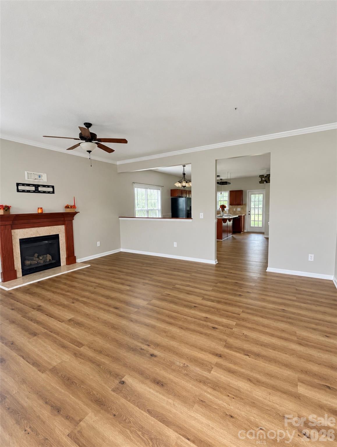 3600 Crosswinds Drive Property Photo 17