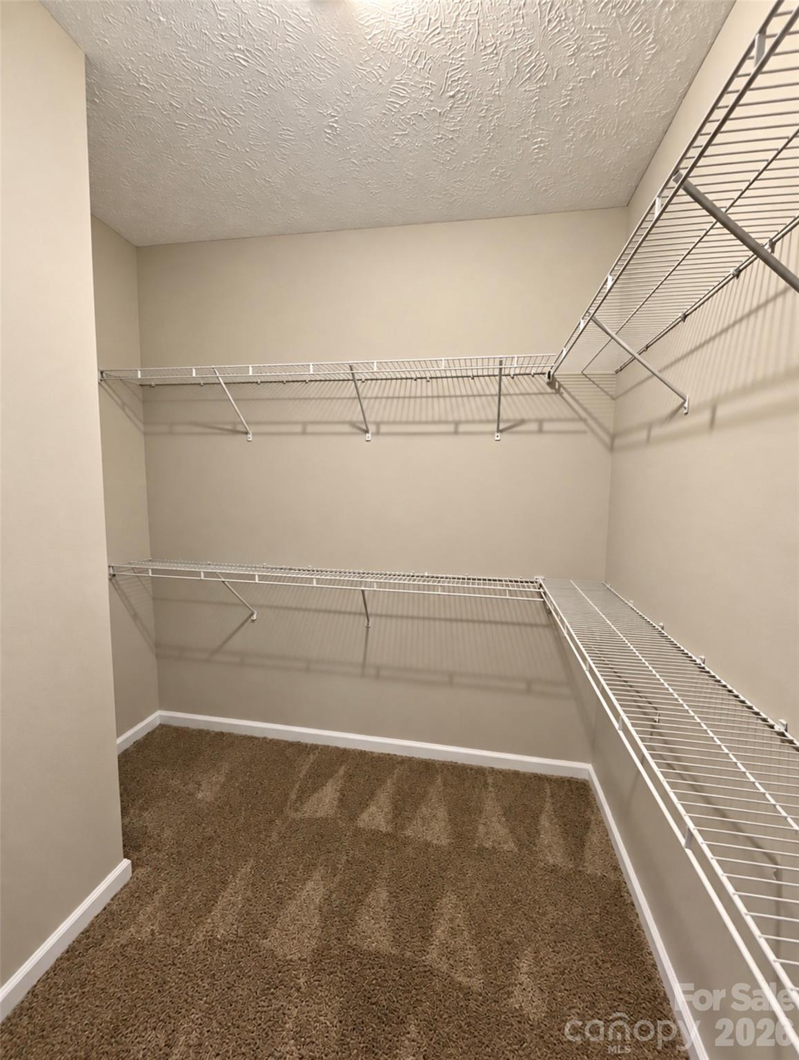 3600 Crosswinds Drive Property Photo 27