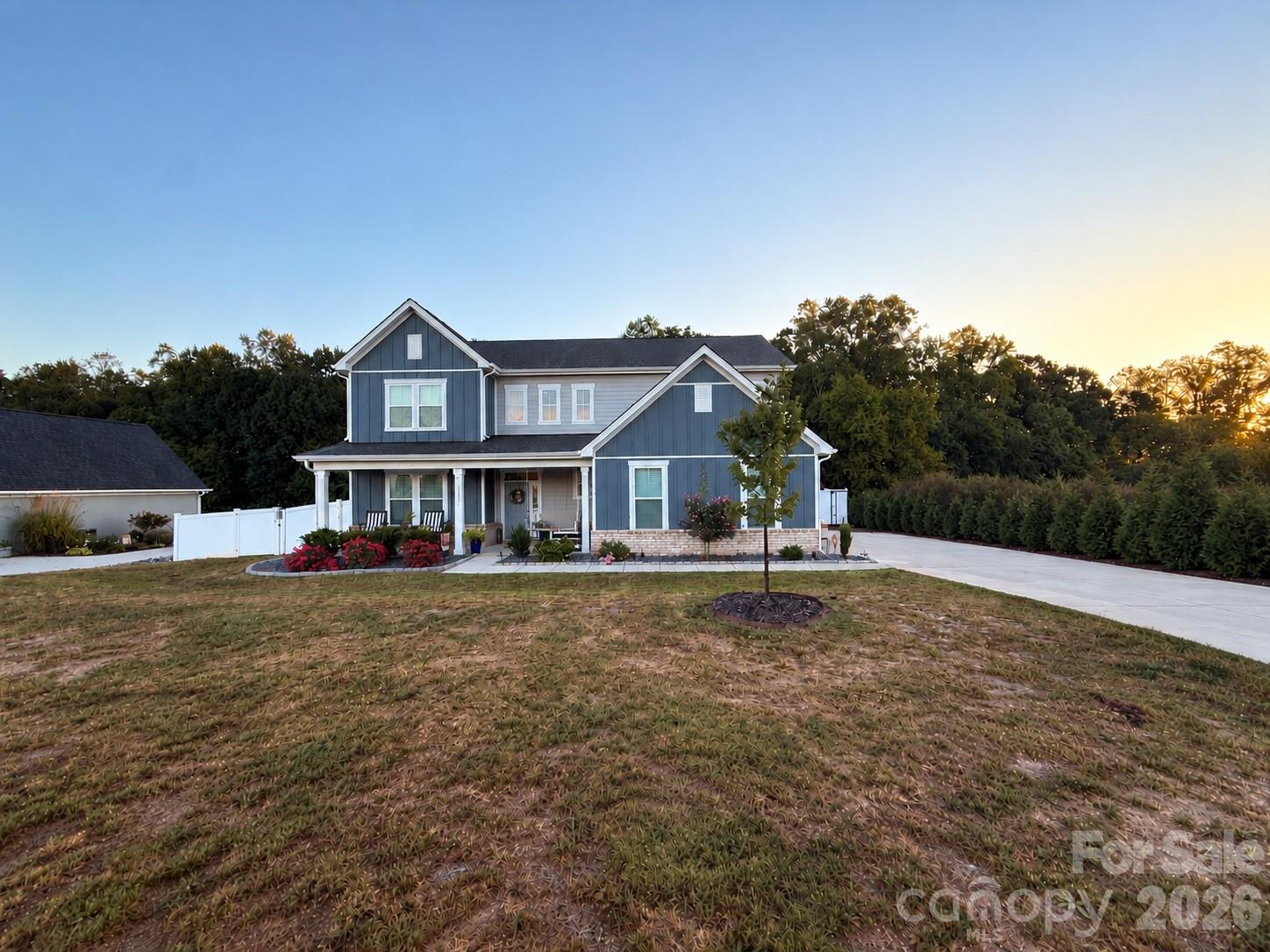 1305 Coppergate Drive Property Photo 1
