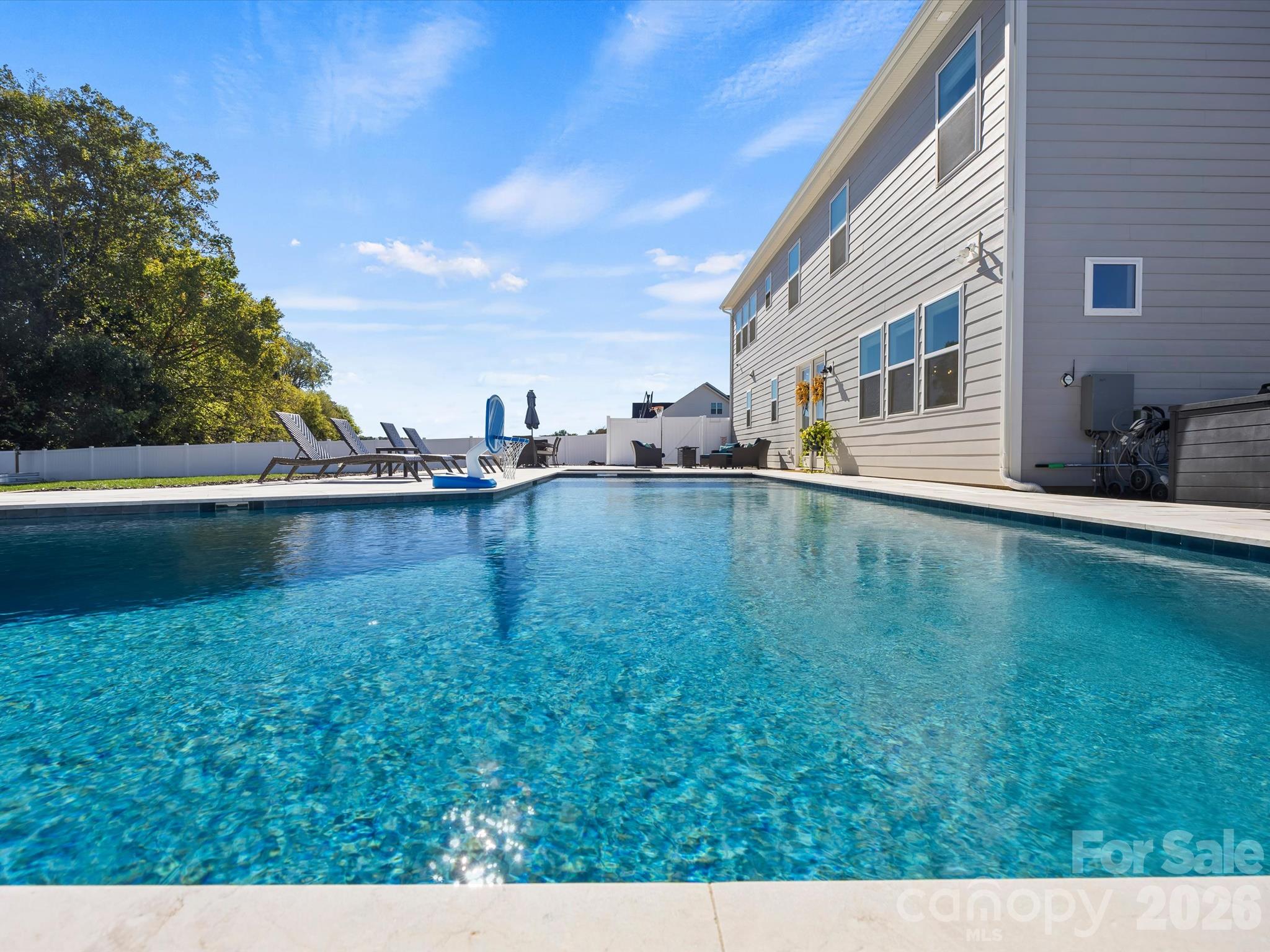 1305 Coppergate Drive Property Photo 8