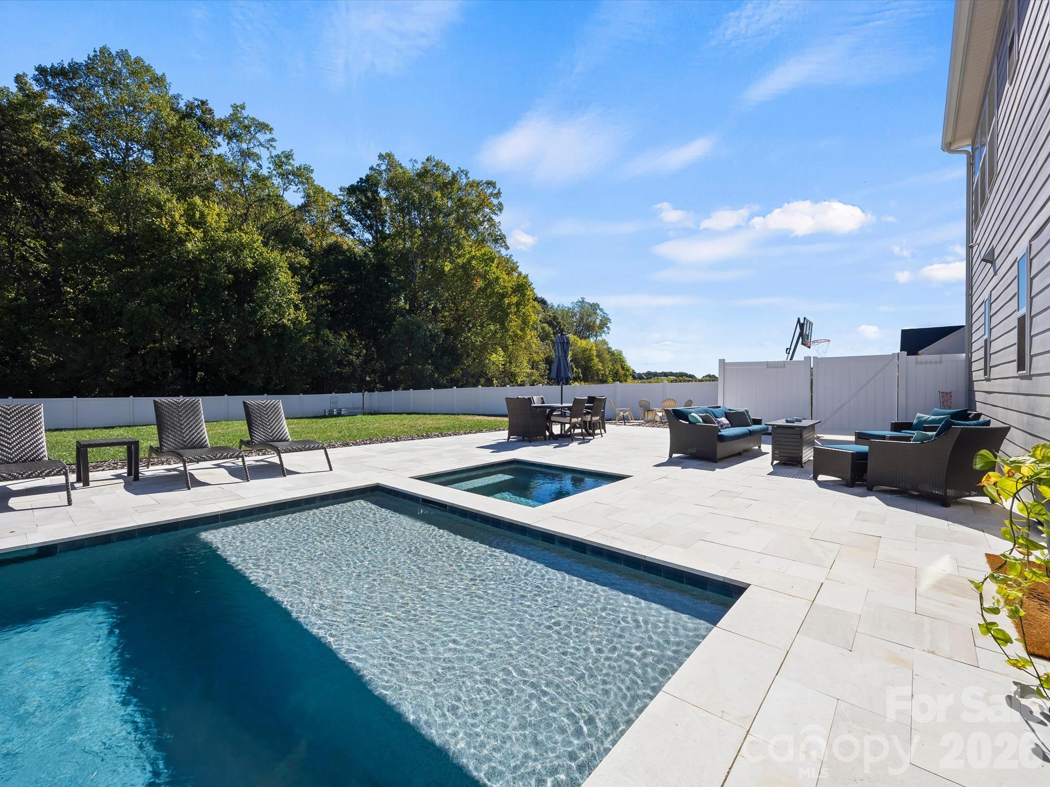 1305 Coppergate Drive Property Photo 10
