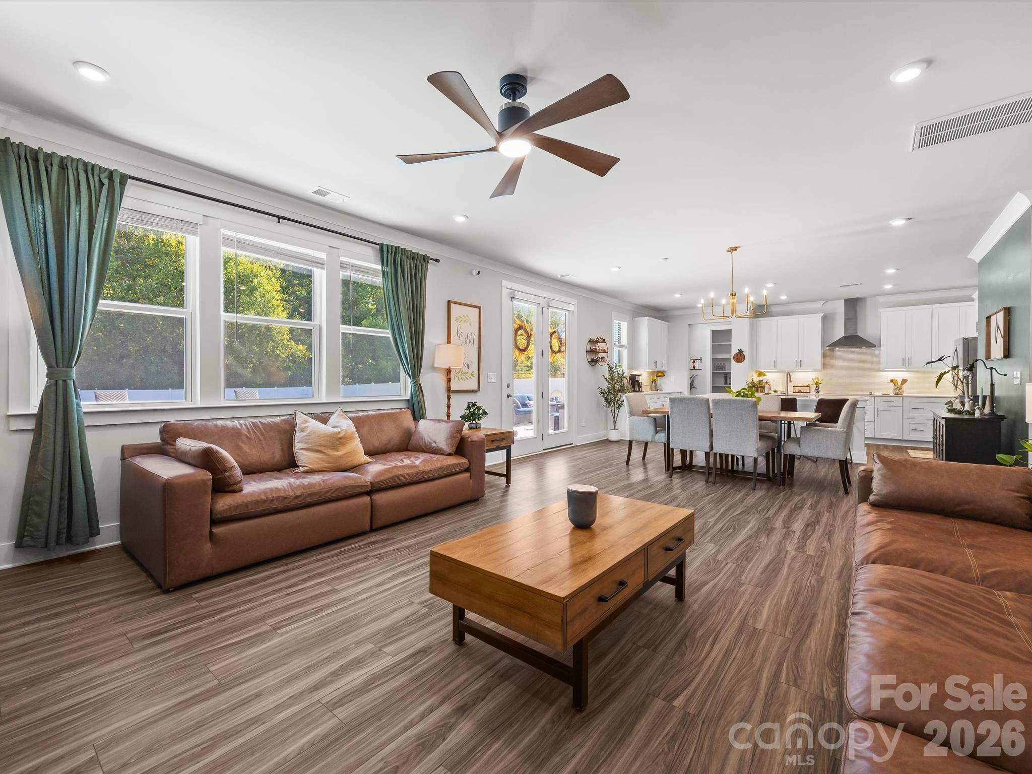 1305 Coppergate Drive Property Photo 27