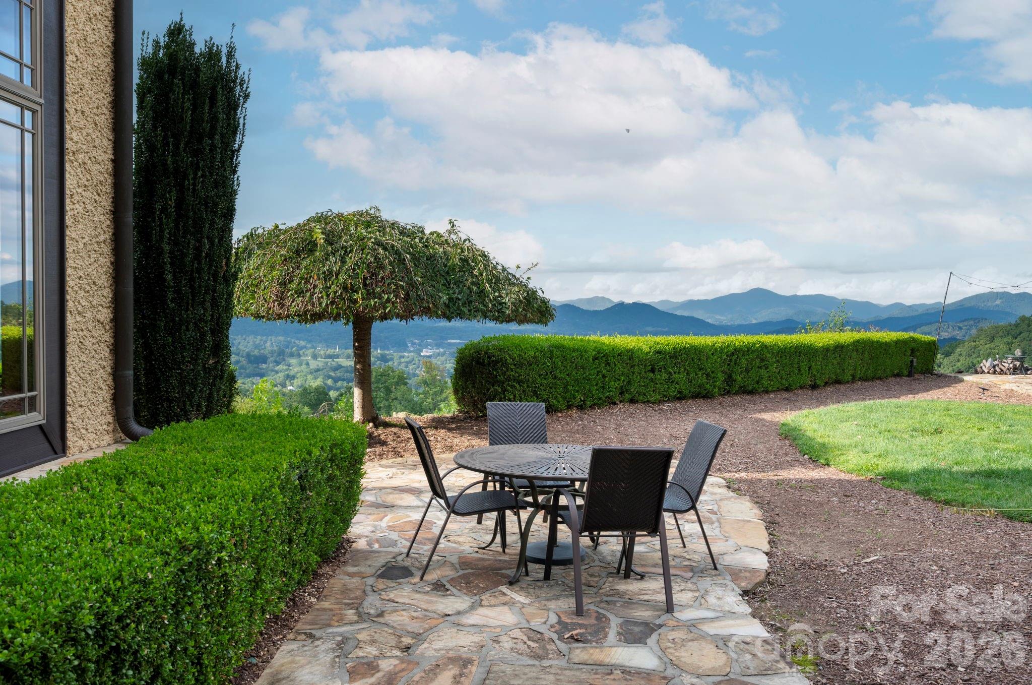 93 Lombard Street Property Photo 8