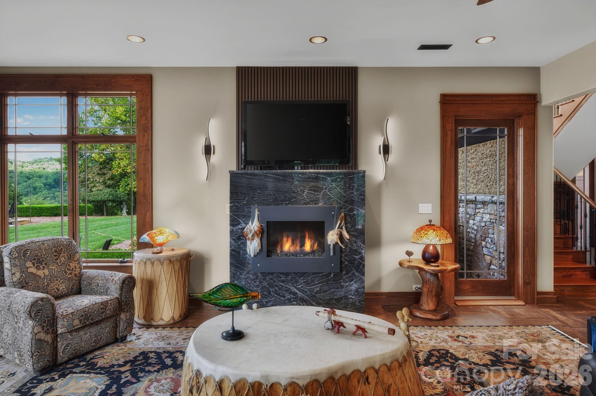 93 Lombard Street Property Photo 19