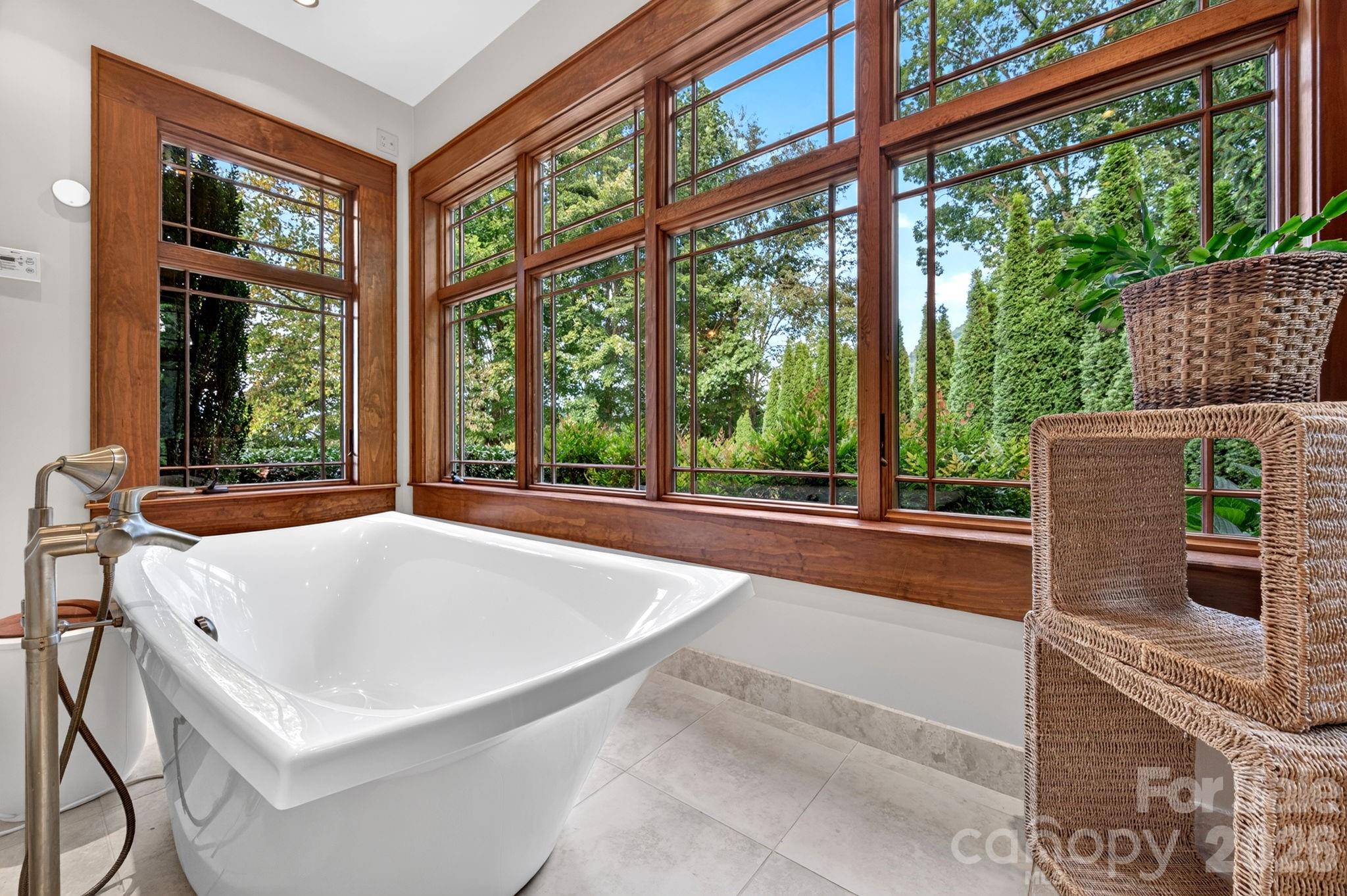 93 Lombard Street Property Photo 24