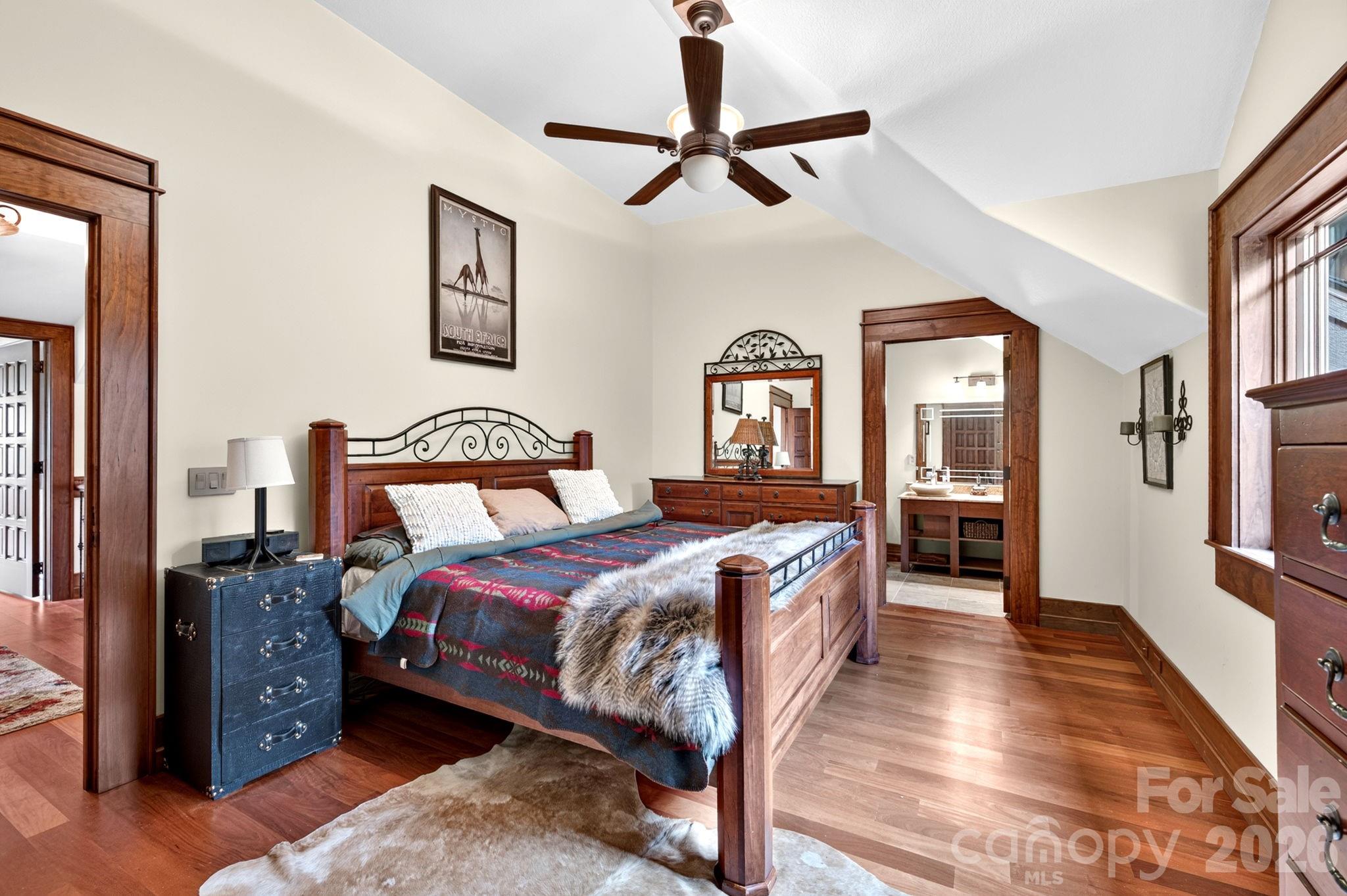 93 Lombard Street Property Photo 27